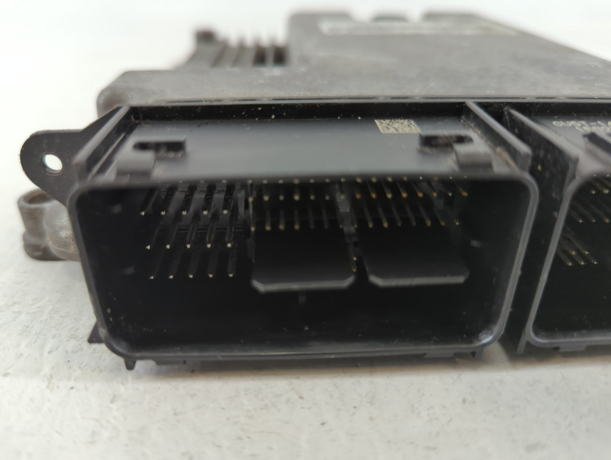 2015 Ford Escape PCM Engine Control Computer ECU ECM PCU OEM P/N:FJ5A-12B684-BA FJ5A-12A650-DC Fits OEM Used Auto Parts - Oe