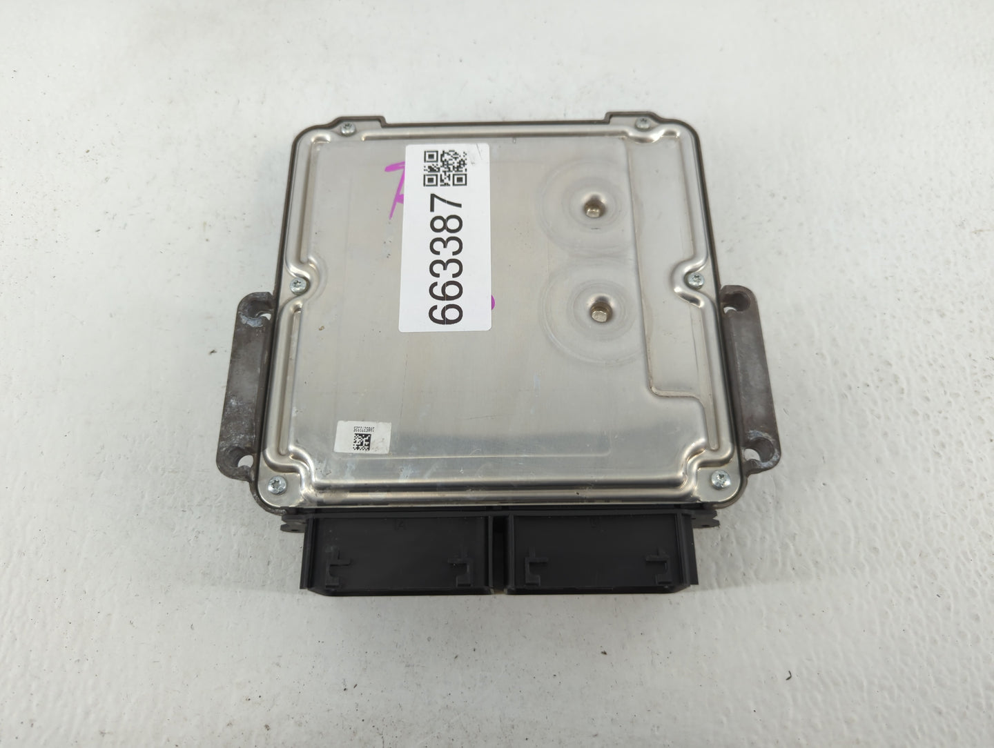 2015 Ford Escape PCM Engine Control Computer ECU ECM PCU OEM P/N:FJ5A-12B684-BA FJ5A-12A650-DC Fits OEM Used Auto Parts - Oe