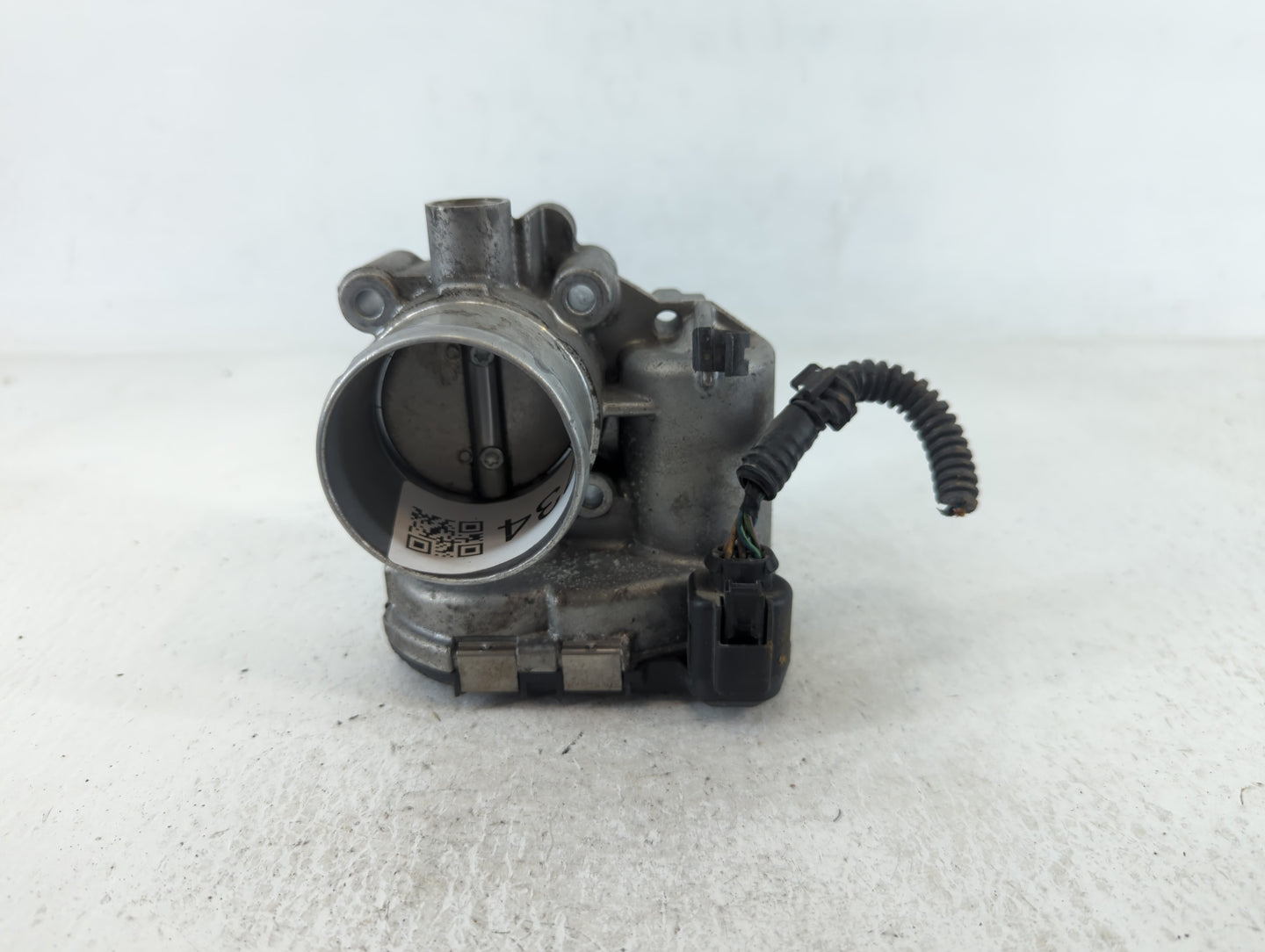 2013-2016 Ford Escape Throttle Body P/N:7S7G-9F991-CA Fits Fits 2013 2014 2015 2016 2017 2018 2019 OEM Used Auto Parts - Oem