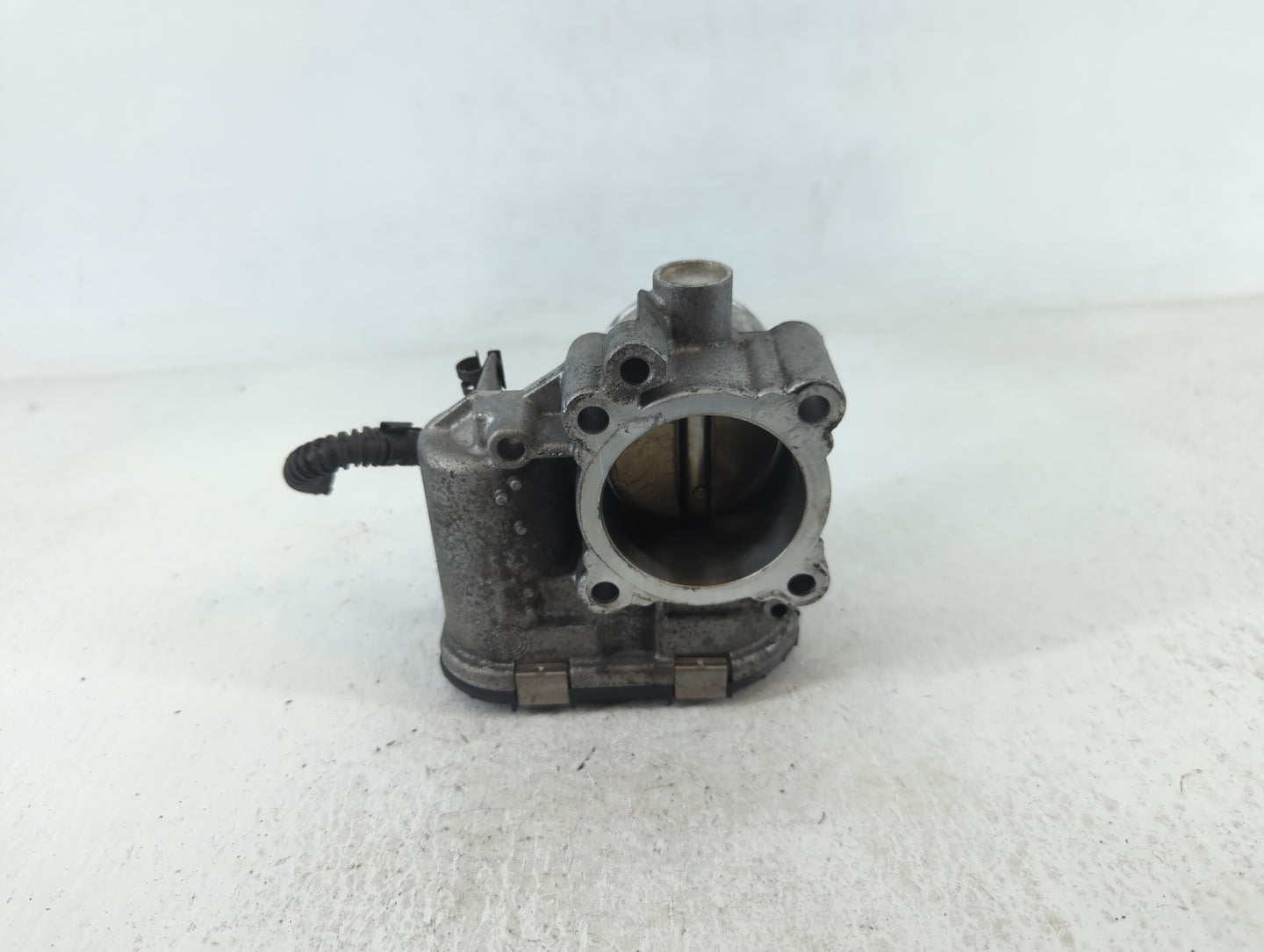 2013-2016 Ford Escape Throttle Body P/N:7S7G-9F991-CA Fits Fits 2013 2014 2015 2016 2017 2018 2019 OEM Used Auto Parts - Oem