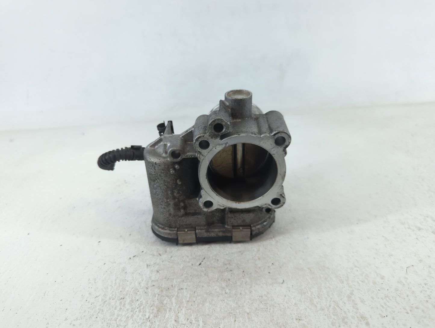 2013-2016 Ford Escape Throttle Body P/N:7S7G-9F991-CA Fits Fits 2013 2014 2015 2016 2017 2018 2019 OEM Used Auto Parts - Oem