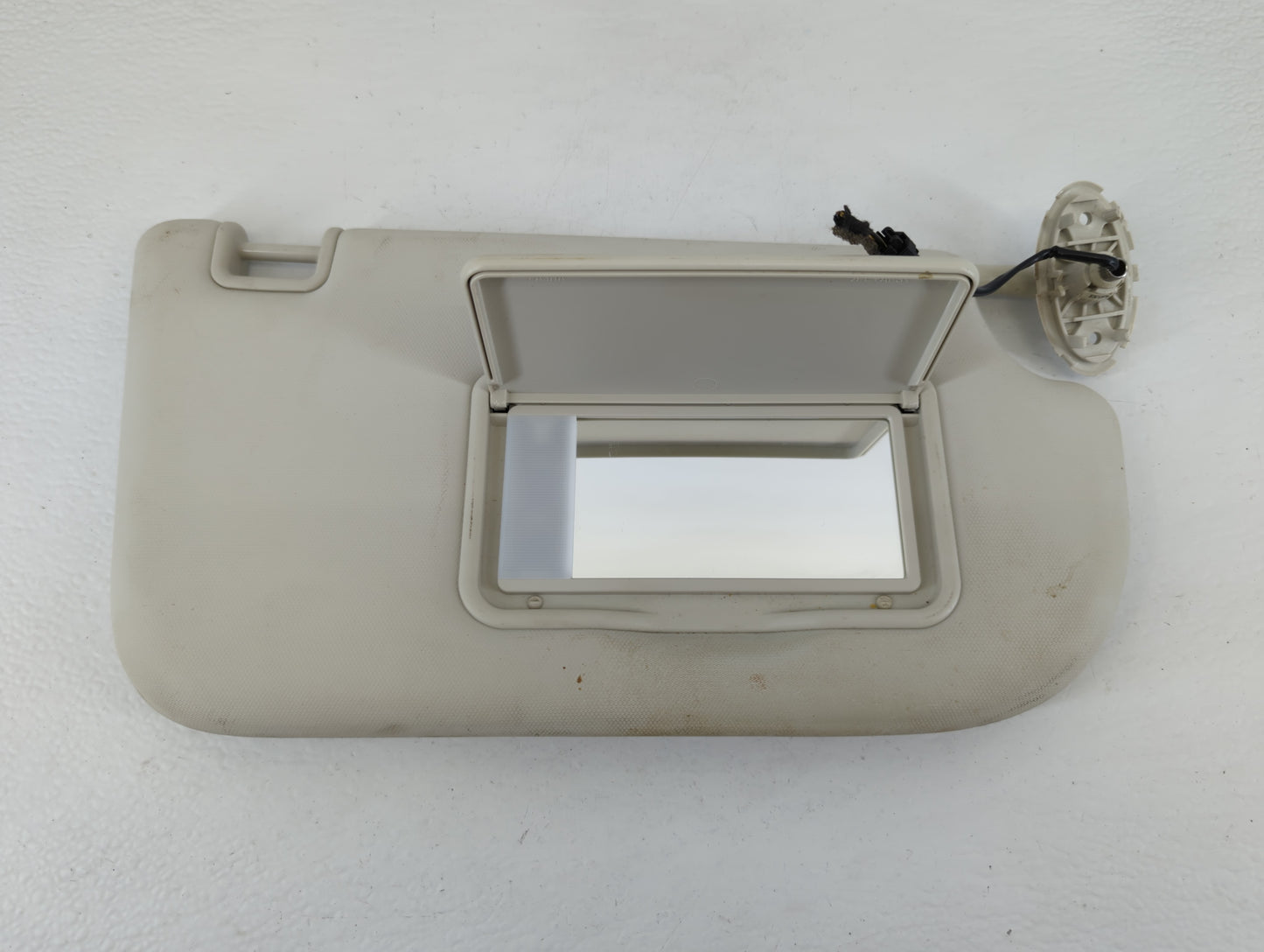 2013-2019 Ford Escape Sun Visor Shade Replacement Passenger Right Mirror Fits Fits 2013 2014 2015 2016 2017 2018 2019 OEM Us