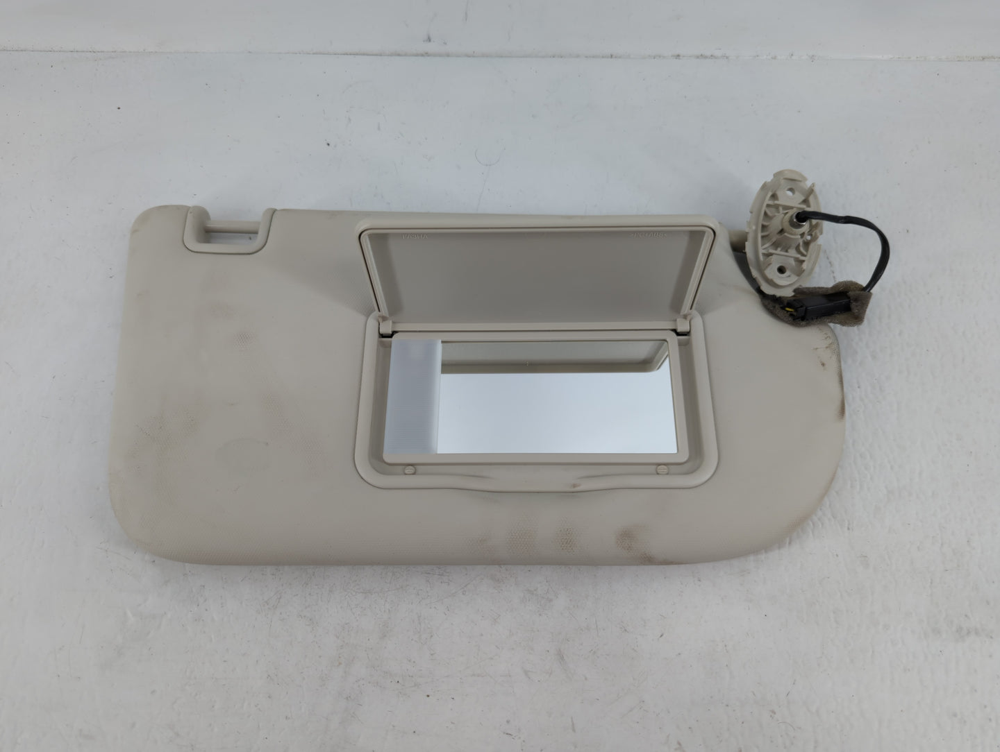 2013-2019 Ford Escape Sun Visor Shade Replacement Passenger Right Mirror Fits Fits 2013 2014 2015 2016 2017 2018 2019 OEM Us