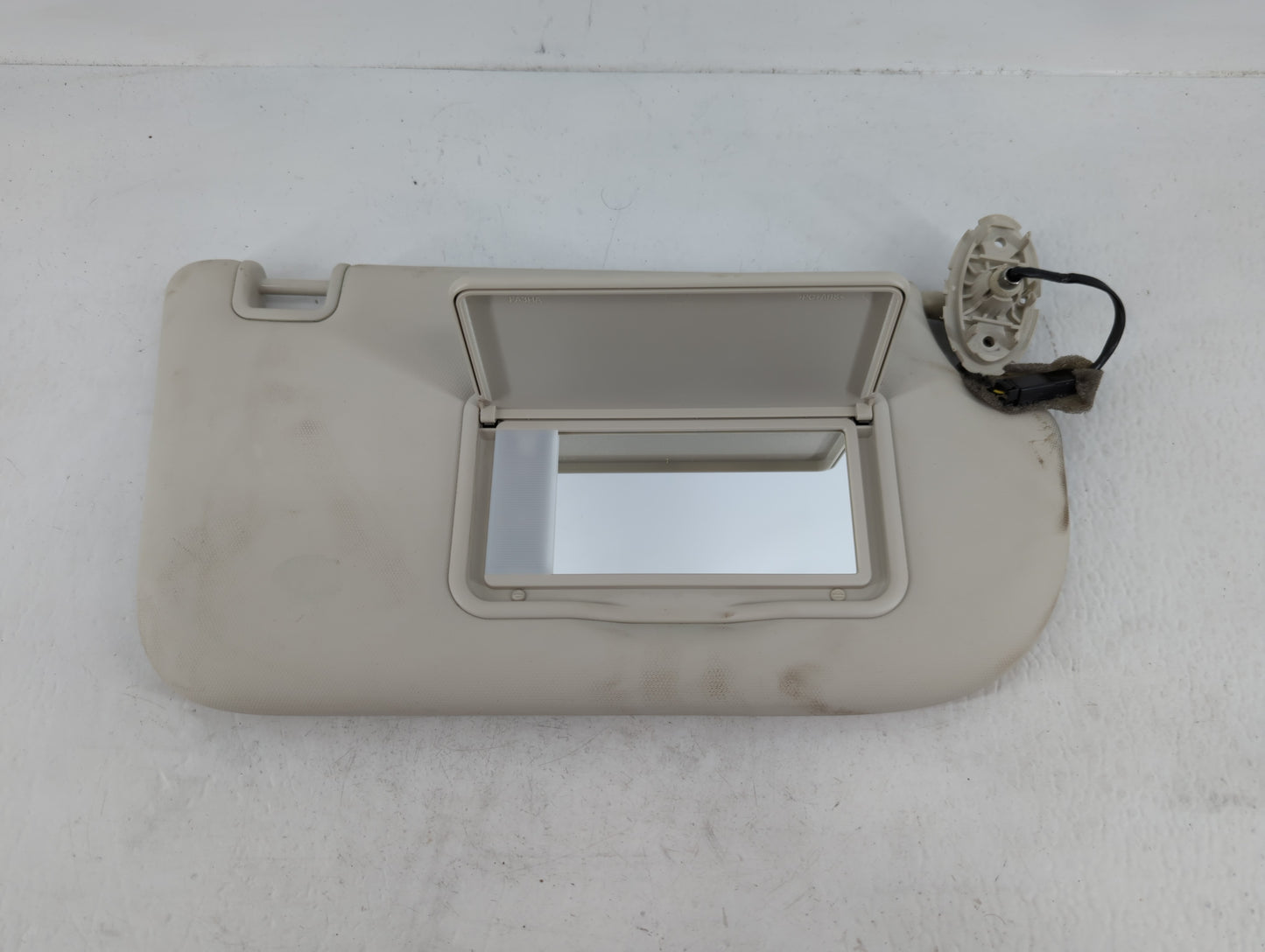 2013-2019 Ford Escape Sun Visor Shade Replacement Passenger Right Mirror Fits Fits 2013 2014 2015 2016 2017 2018 2019 OEM Us