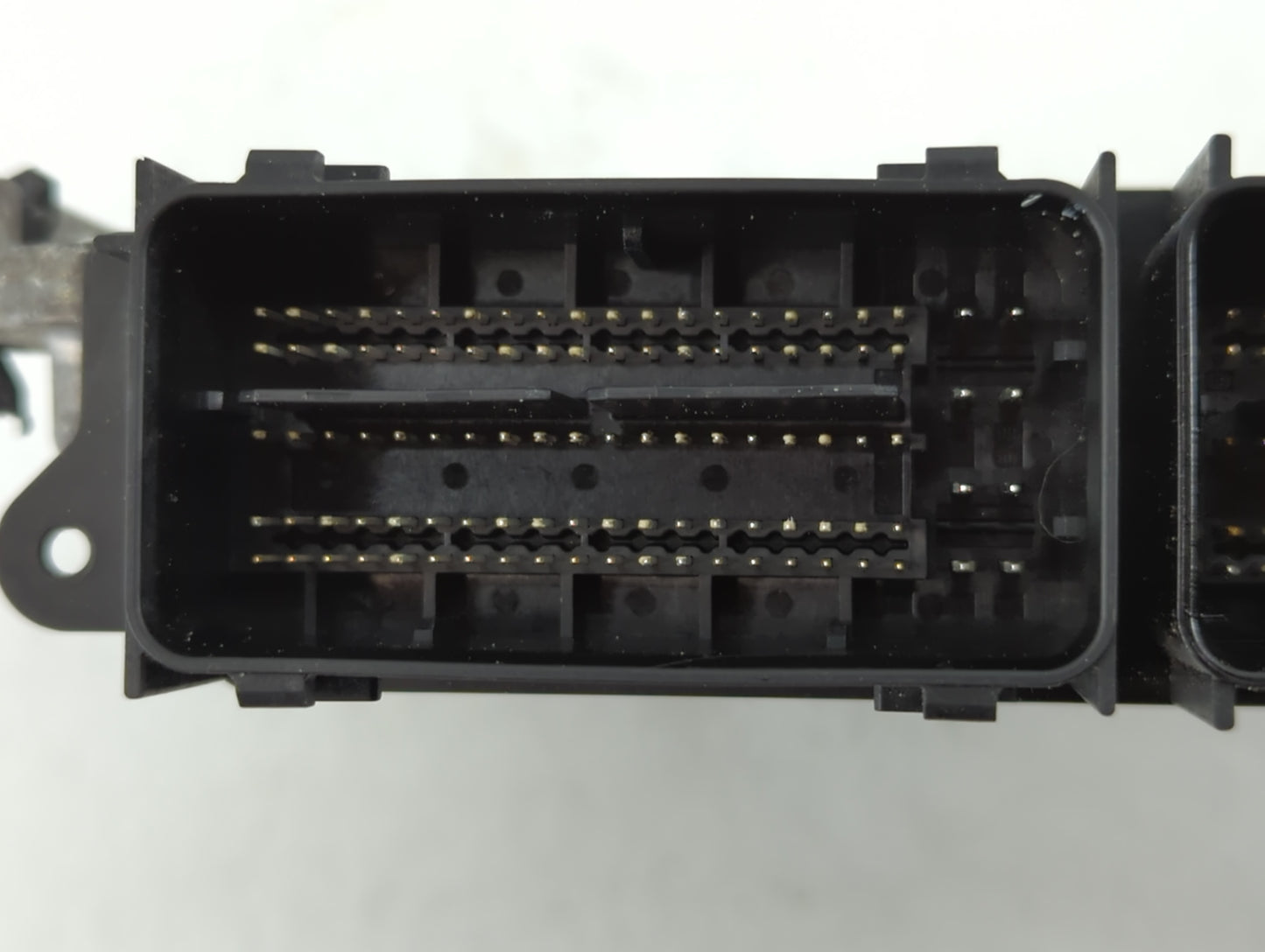2015-2016 Ford Escape PCM Engine Control Computer ECU ECM PCU OEM P/N:FJ5A-12B684-BA FJ5A-12A650-EC Fits Fits 2015 2016 OEM 