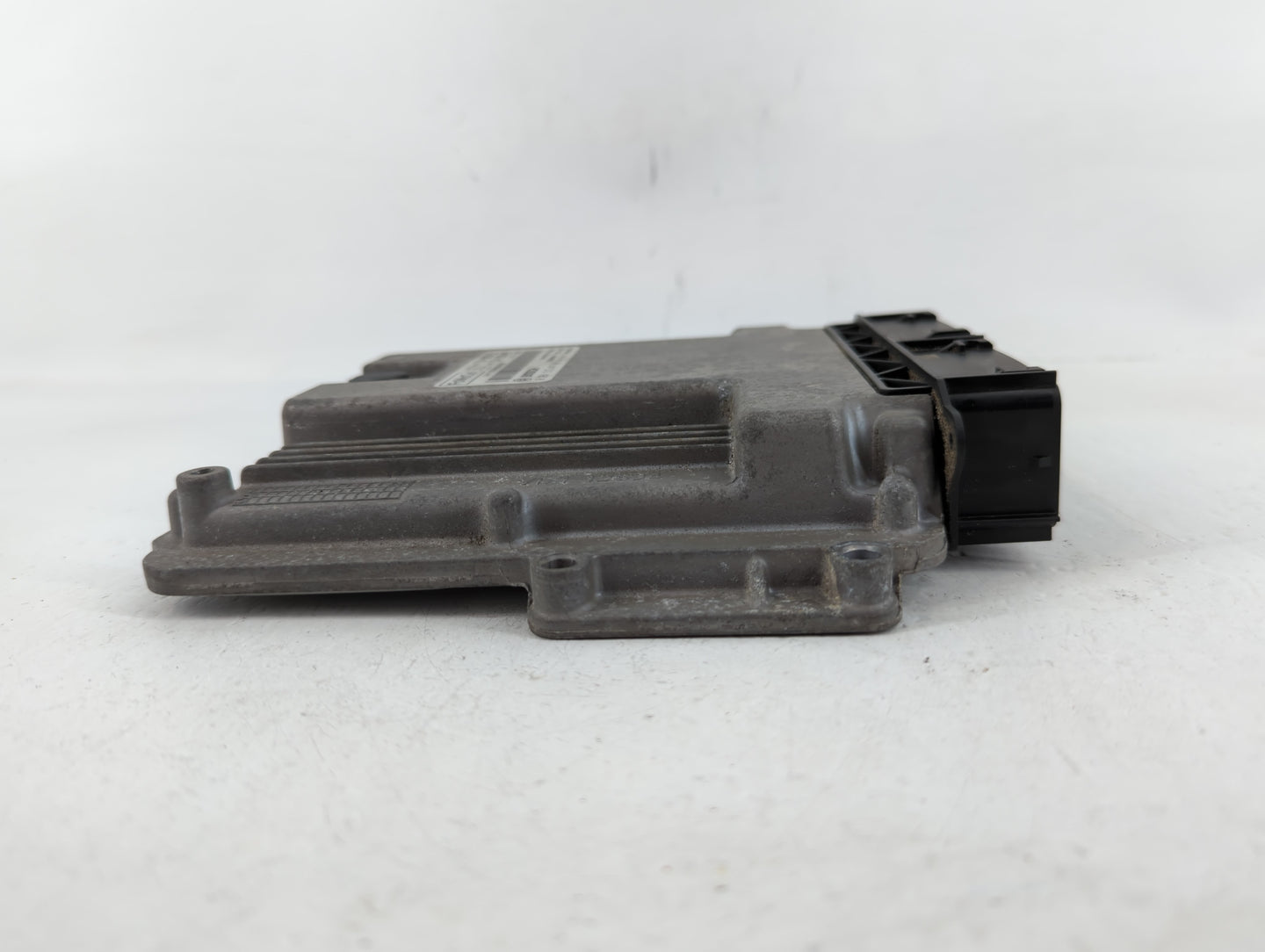 2015-2016 Ford Escape PCM Engine Control Computer ECU ECM PCU OEM P/N:FJ5A-12B684-BA FJ5A-12A650-EC Fits Fits 2015 2016 OEM 