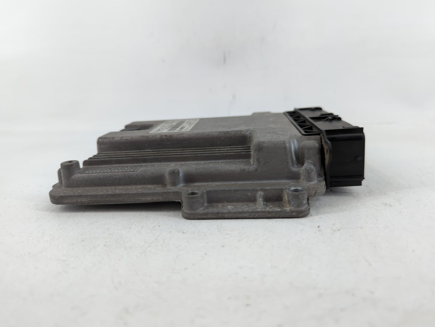 2015-2016 Ford Escape PCM Engine Control Computer ECU ECM PCU OEM P/N:FJ5A-12B684-BA FJ5A-12A650-EC Fits Fits 2015 2016 OEM 