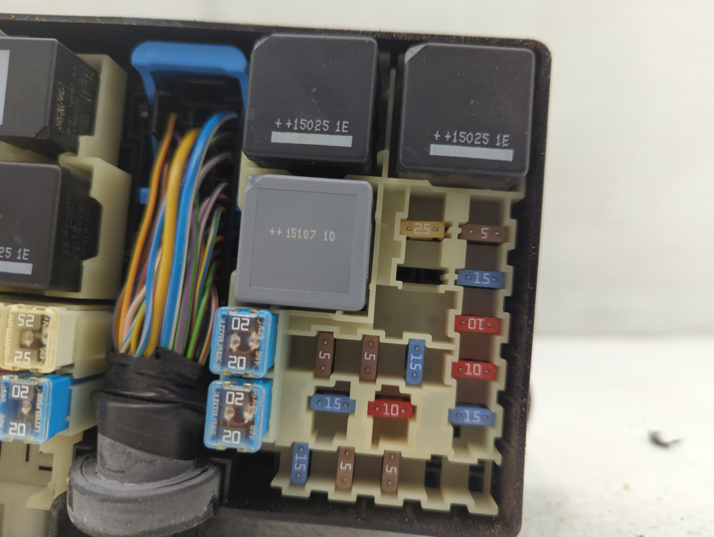 2013-2016 Ford Escape Fusebox Fuse Box Panel Relay Module P/N:AV6T-14A142-AB Fits Fits 2013 2014 2015 2016 OEM Used Auto Par