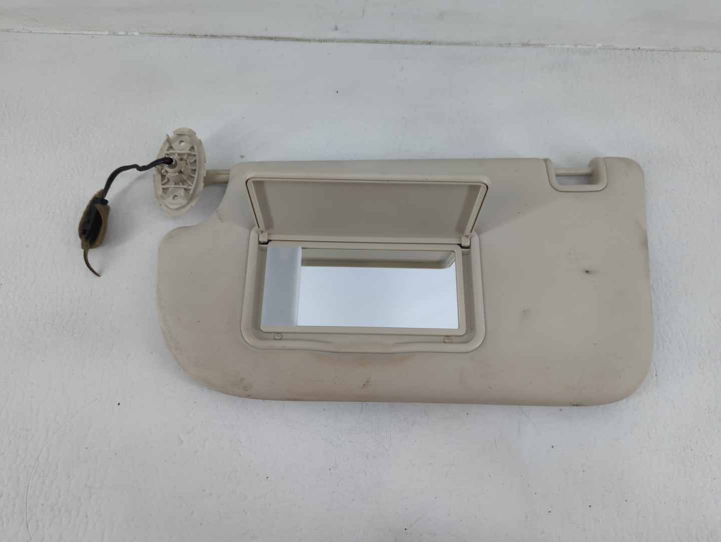2013-2019 Ford Escape Sun Visor Shade Replacement Passenger Right Mirror Fits Fits 2013 2014 2015 2016 2017 2018 2019 OEM Us