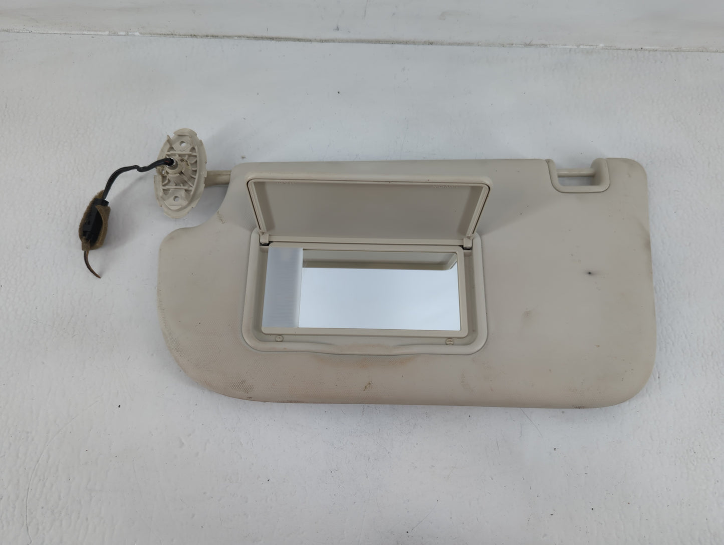 2013-2019 Ford Escape Sun Visor Shade Replacement Passenger Right Mirror Fits Fits 2013 2014 2015 2016 2017 2018 2019 OEM Us