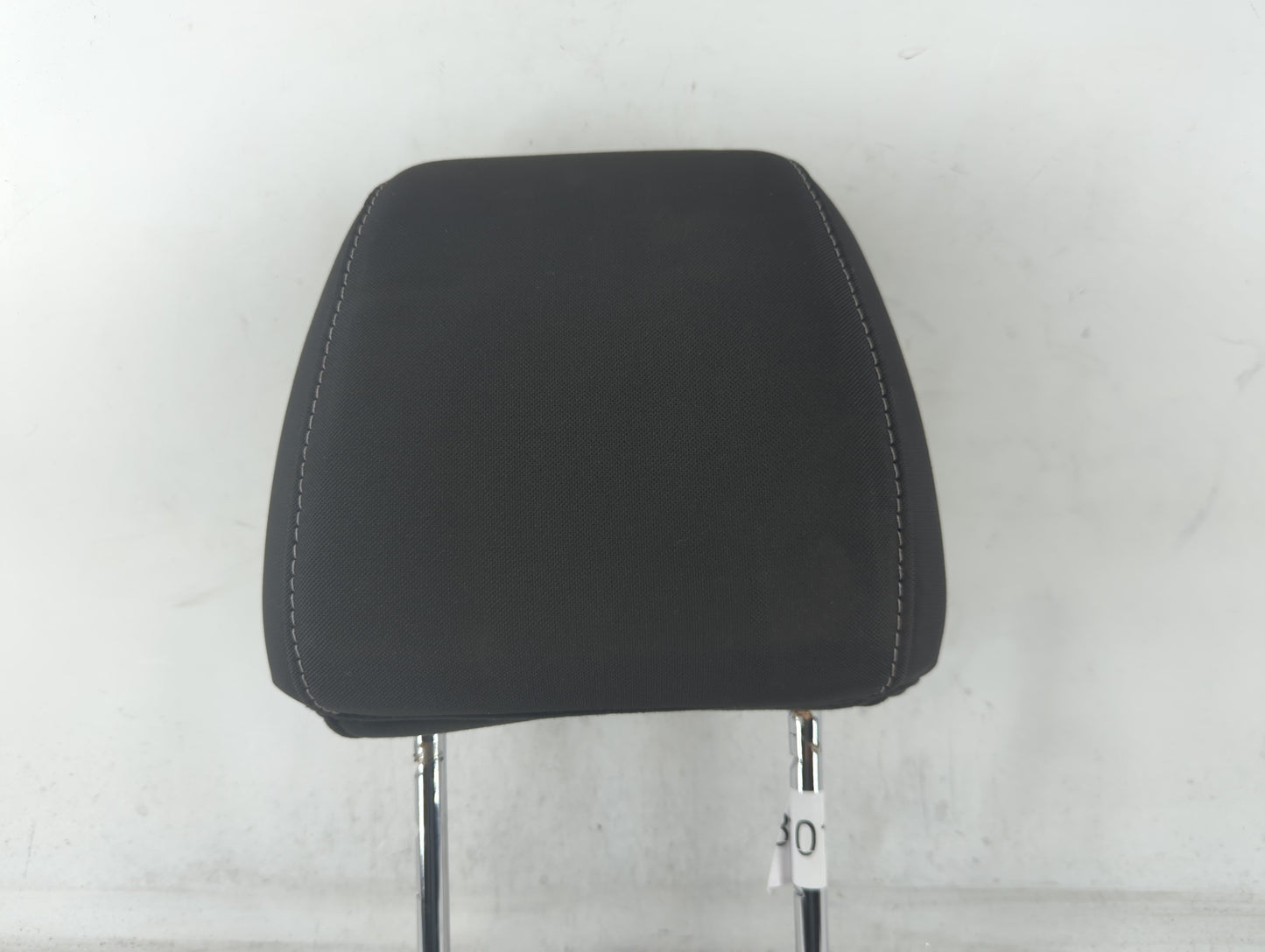 2013-2015 Ford Escape Headrest Head Rest Front Driver Passenger Seat Fits Fits 2013 2014 2015 OEM Used Auto Parts - Oemuseda