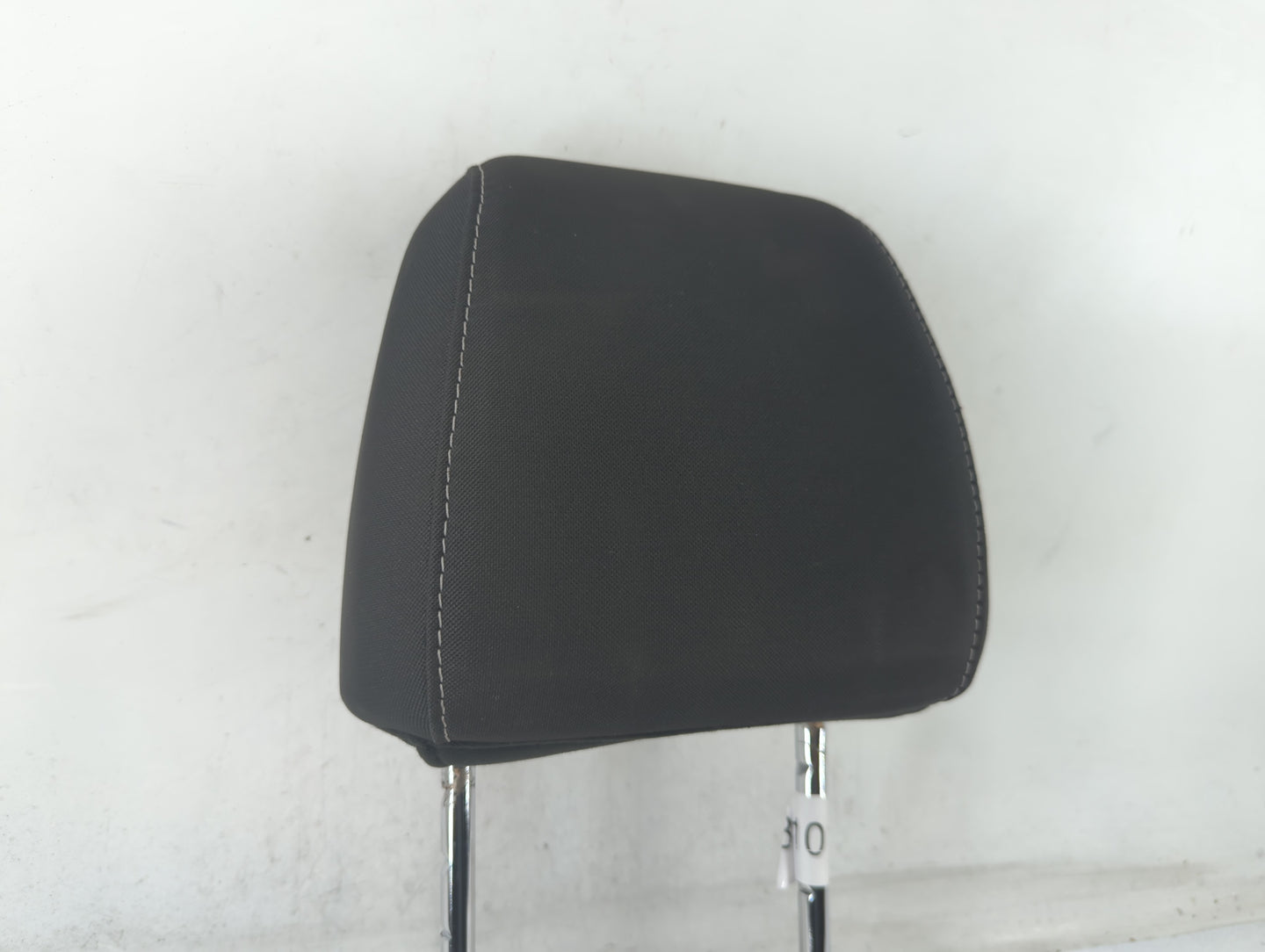 2013-2015 Ford Escape Headrest Head Rest Front Driver Passenger Seat Fits Fits 2013 2014 2015 OEM Used Auto Parts - Oemuseda