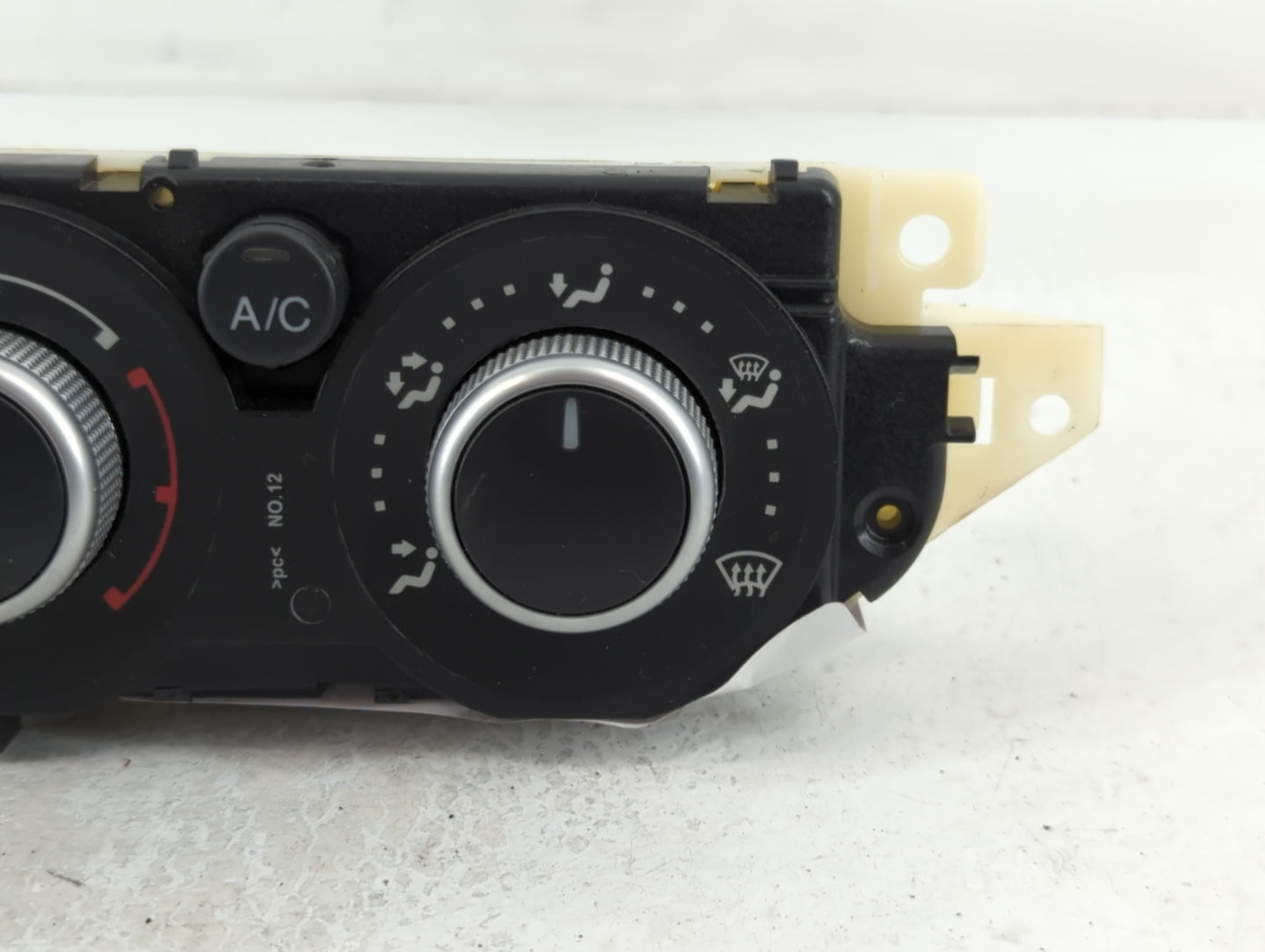 2013-2016 Ford Escape Climate Control Module Temperature AC/Heater Replacement P/N:E1067439 CJ5T-19980-CK Fits OEM Used Auto