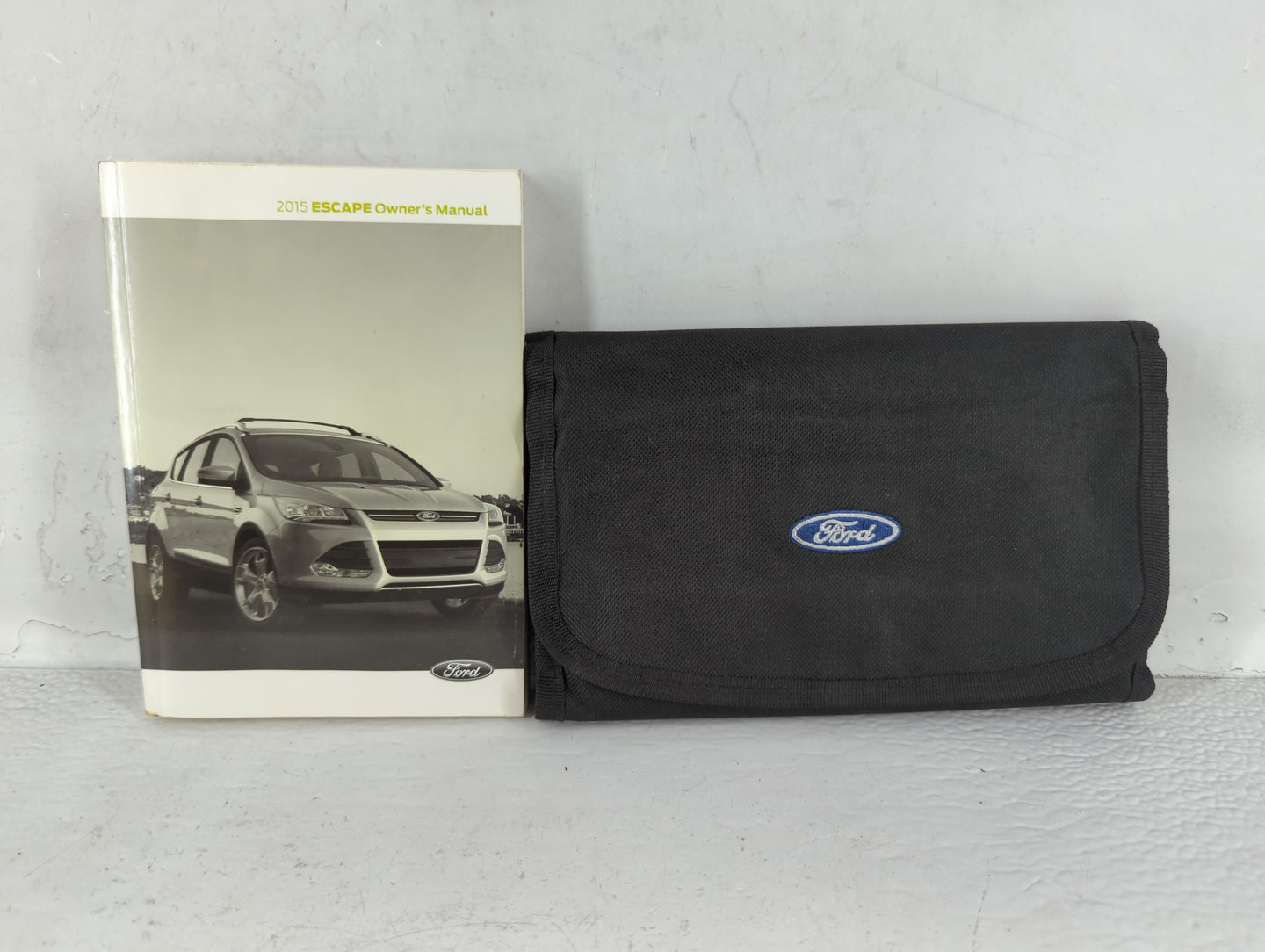 2015 Ford Escape Owners Manual Book Guide P/N:FJ5J 19A321 AA OEM Used Auto Parts - Oemusedautoparts1.com