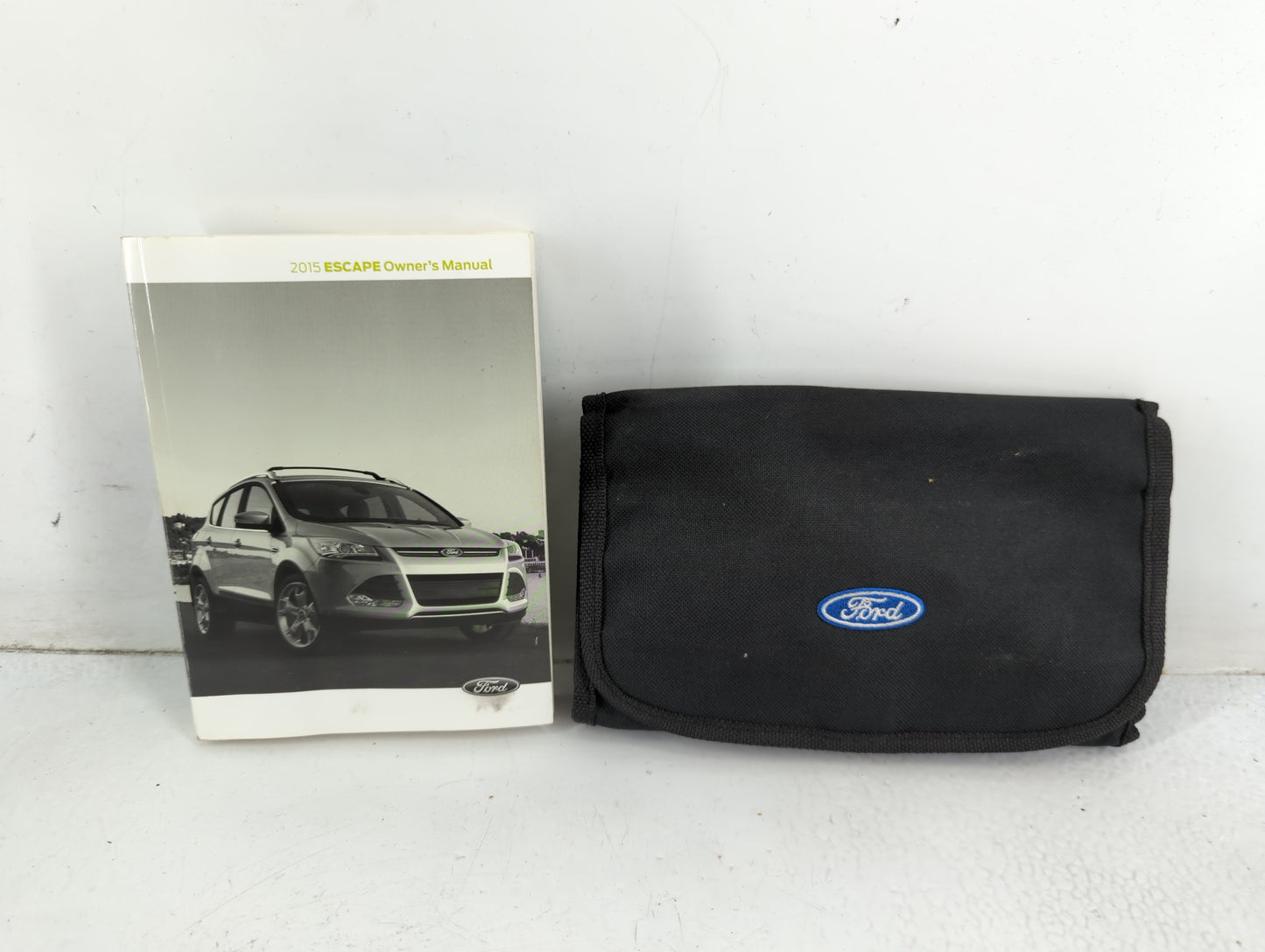 2015 Ford Escape Owners Manual Book Guide P/N:FJ5J19A321 AA OEM Used Auto Parts - Oemusedautoparts1.com
