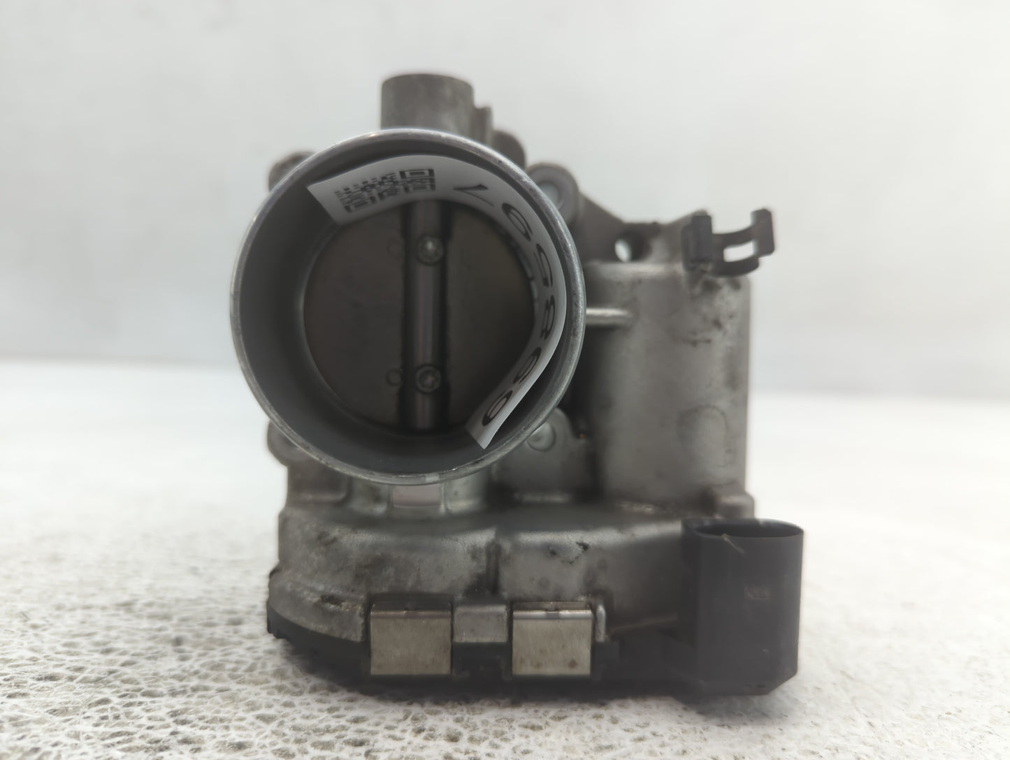 2013-2016 Ford Escape Throttle Body P/N:7S7G-9F991-CA Fits Fits 2013 2014 2015 2016 2017 2018 2019 OEM Used Auto Parts - Oem