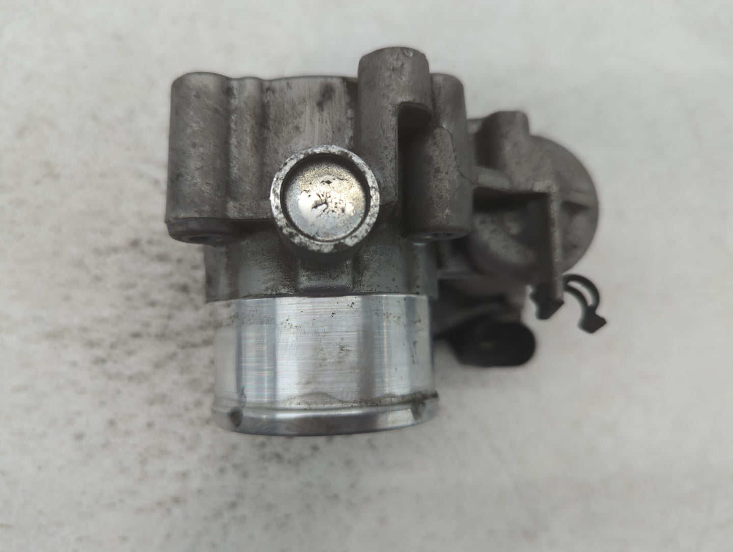 2013-2016 Ford Escape Throttle Body P/N:7S7G-9F991-CA Fits Fits 2013 2014 2015 2016 2017 2018 2019 OEM Used Auto Parts - Oem