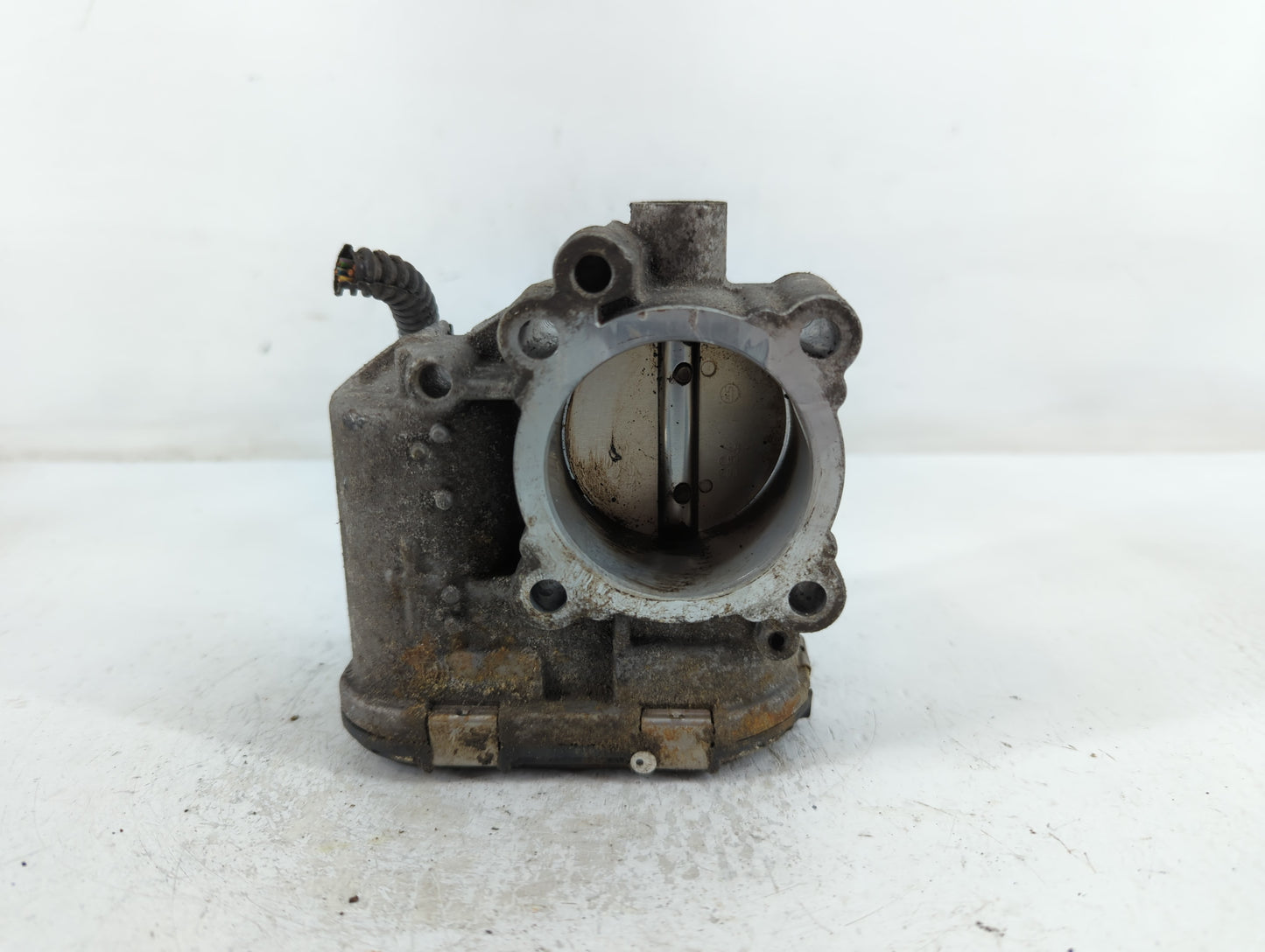 2013-2016 Ford Escape Throttle Body P/N:7S7G-9F991-CA Fits Fits 2013 2014 2015 2016 2017 2018 2019 OEM Used Auto Parts - Oem