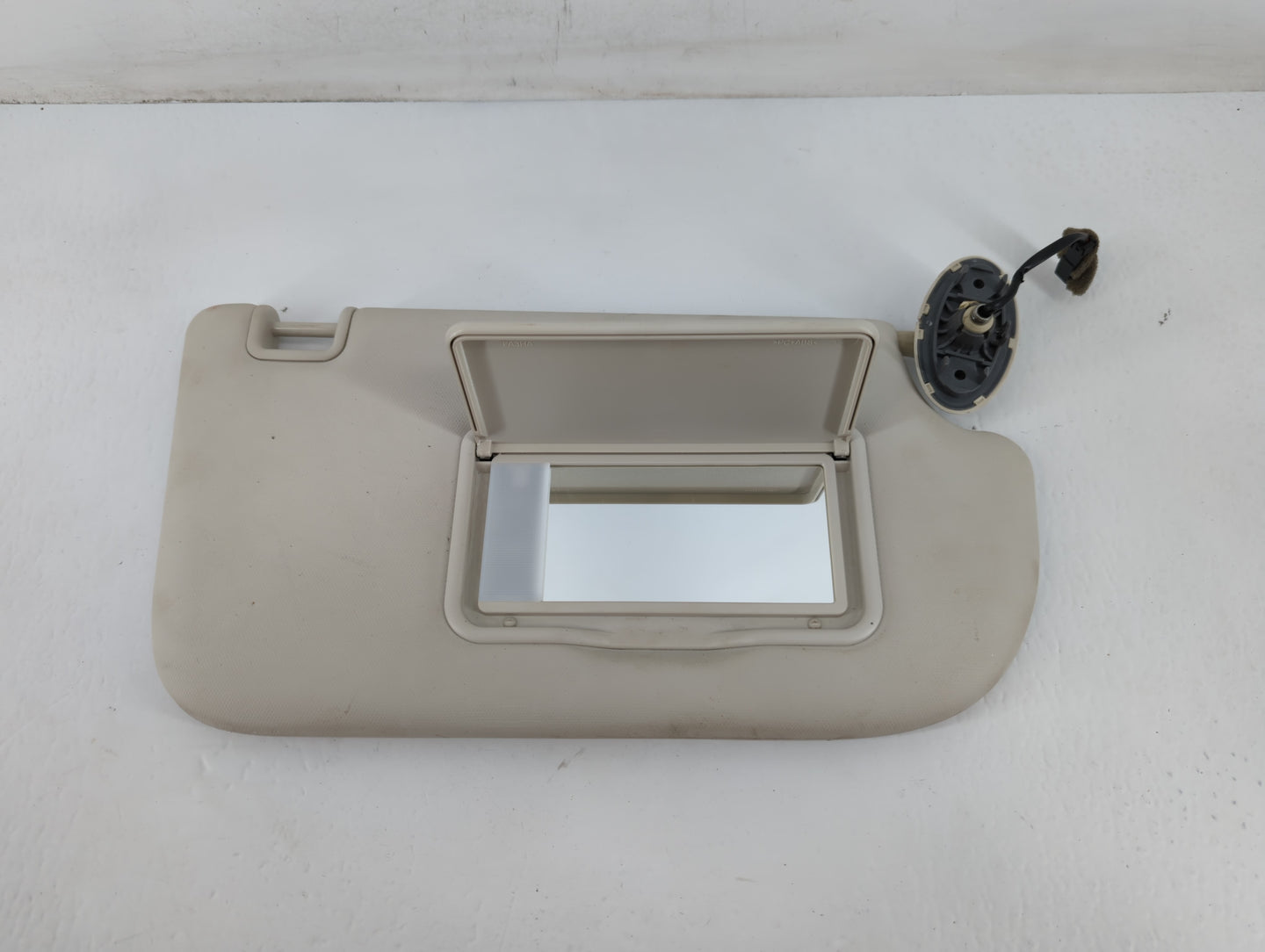 2013-2019 Ford Escape Sun Visor Shade Replacement Passenger Right Mirror Fits Fits 2013 2014 2015 2016 2017 2018 2019 OEM Us