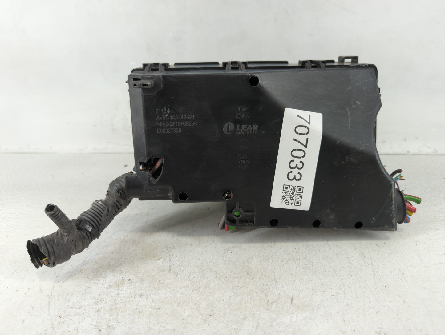 2013-2016 Ford Escape Fusebox Fuse Box Panel Relay Module P/N:E02345500 AV6T-14A067-AD Fits Fits 2013 2014 2015 2016 OEM Use