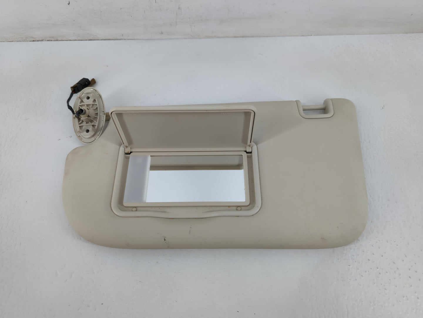 2013-2019 Ford Escape Sun Visor Shade Replacement Driver Left Mirror Fits Fits 2013 2014 2015 2016 2017 2018 2019 OEM Used A