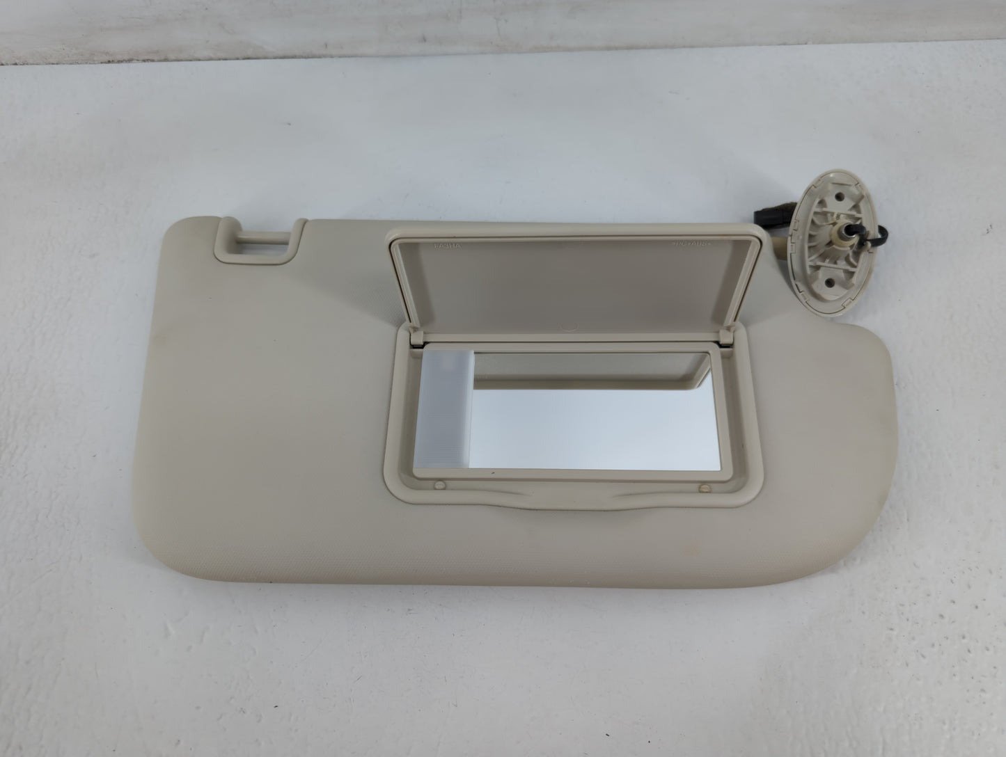 2013-2019 Ford Escape Sun Visor Shade Replacement Passenger Right Mirror Fits Fits 2013 2014 2015 2016 2017 2018 2019 OEM Us