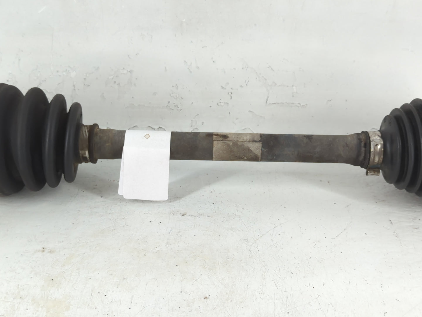 2013-2019 Ford Escape Axle Shaft Front Driver Cv C/v - Oemusedautoparts1.com