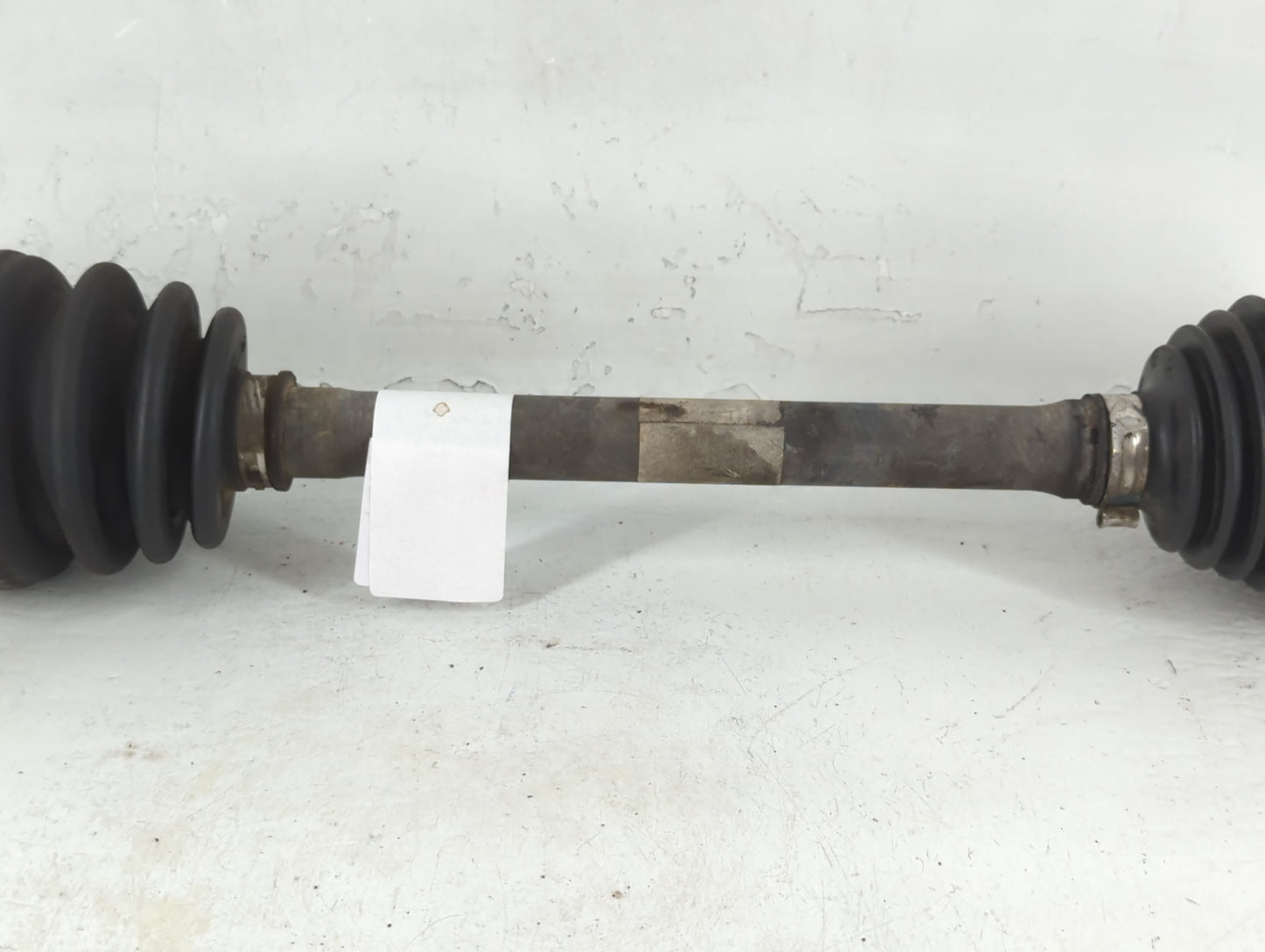 2013-2019 Ford Escape Axle Shaft Front Driver Cv C/v - Oemusedautoparts1.com
