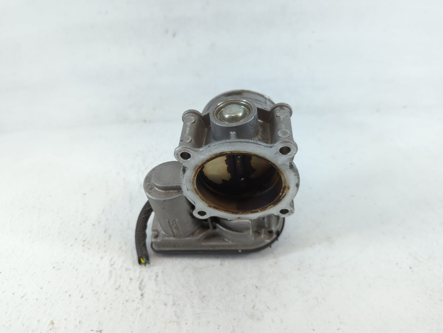 2013-2016 Ford Escape Throttle Body P/N:13340 3006727 DS7E-9F991-AF Fits Fits 2012 2013 2014 2015 2016 2017 OEM Used Auto Pa