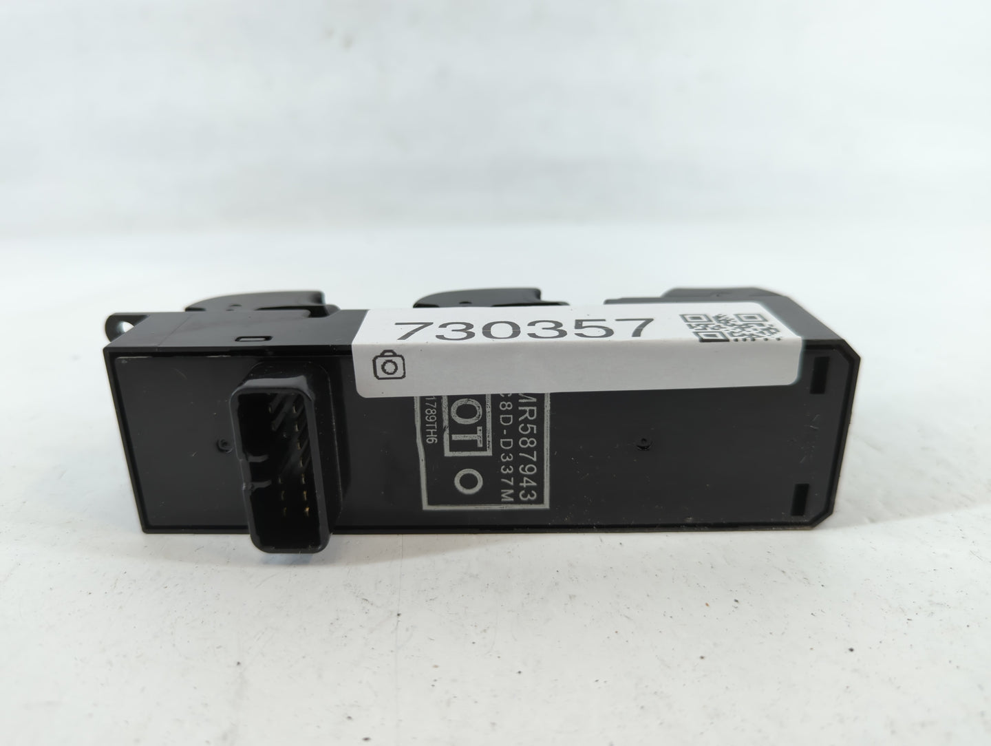 2013-2019 Ford Escape Master Power Window Switch Replacement Driver Side Left P/N:C8D-D337M MR587943 Fits OEM Used Auto Part