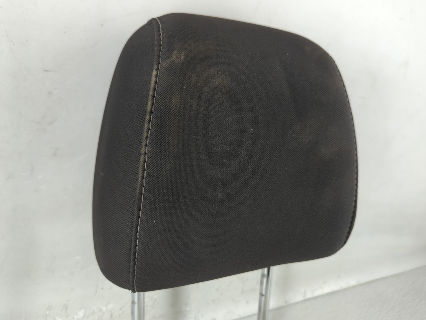 2015 Ford Escape Headrest Head Rest Front Driver Passenger Seat Fits OEM Used Auto Parts - Oemusedautoparts1.com