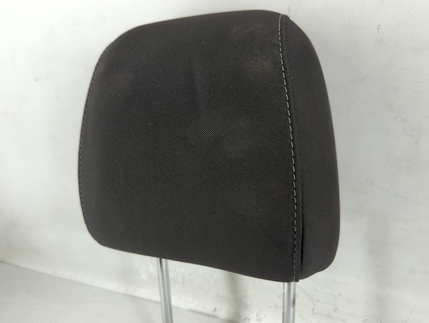2015 Ford Escape Headrest Head Rest Front Driver Passenger Seat Fits OEM Used Auto Parts - Oemusedautoparts1.com