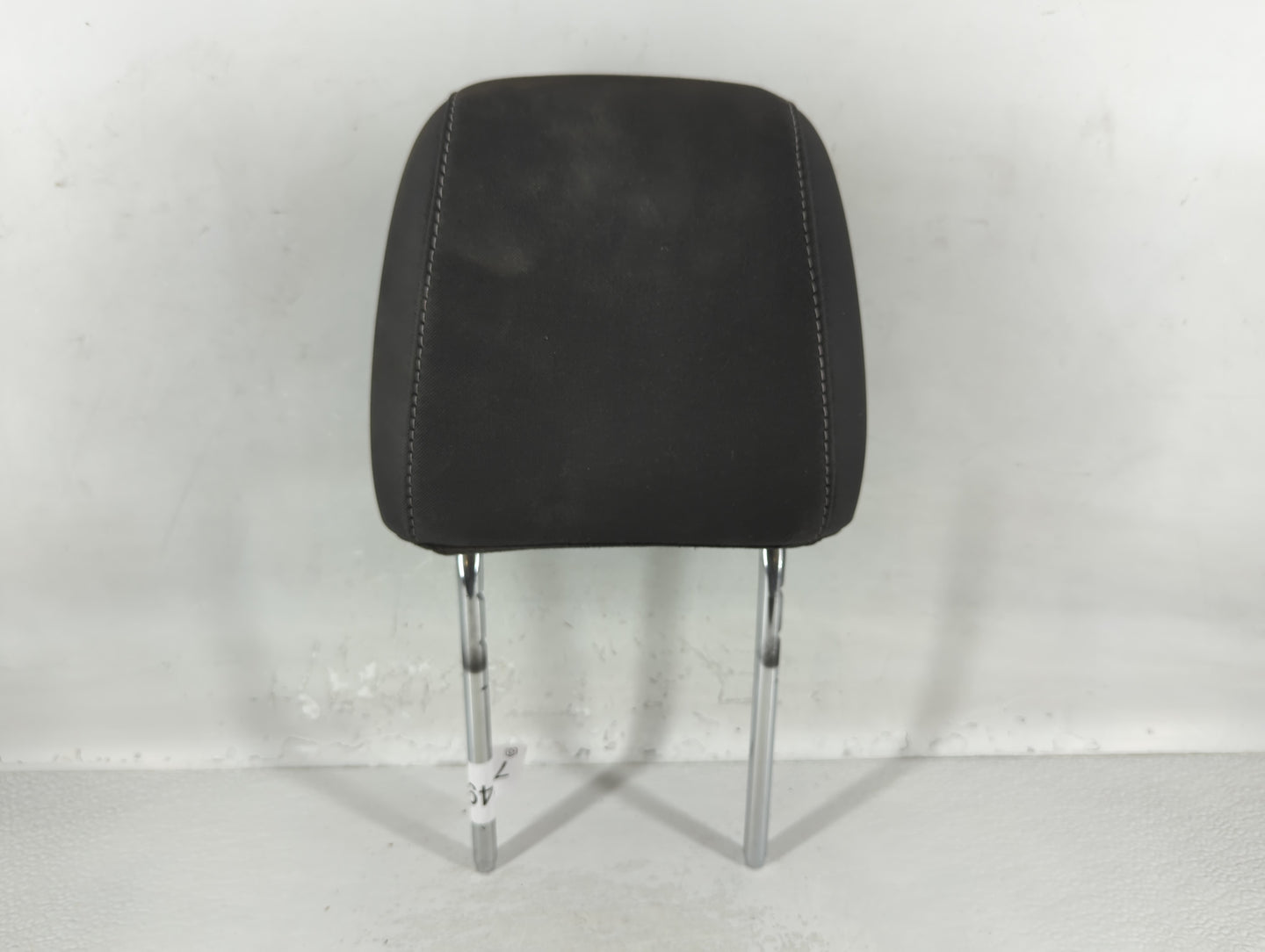 2015 Ford Escape Headrest Head Rest Front Driver Passenger Seat Fits OEM Used Auto Parts - Oemusedautoparts1.com