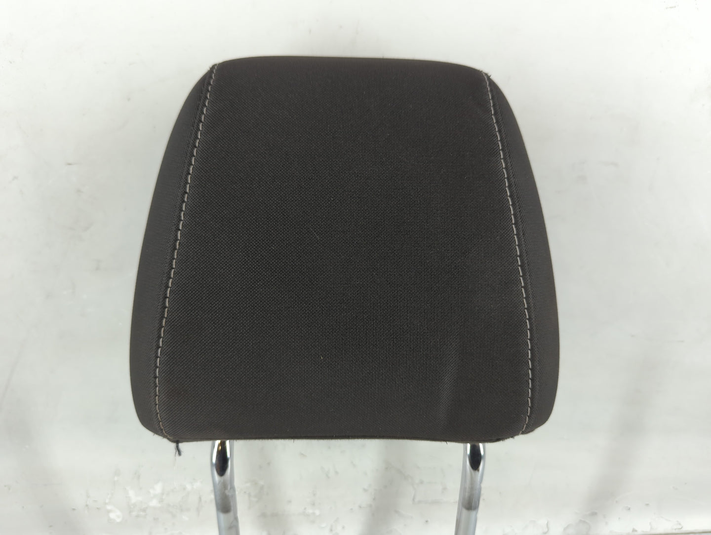 2015 Ford Escape Headrest Head Rest Front Driver Passenger Seat Fits OEM Used Auto Parts - Oemusedautoparts1.com