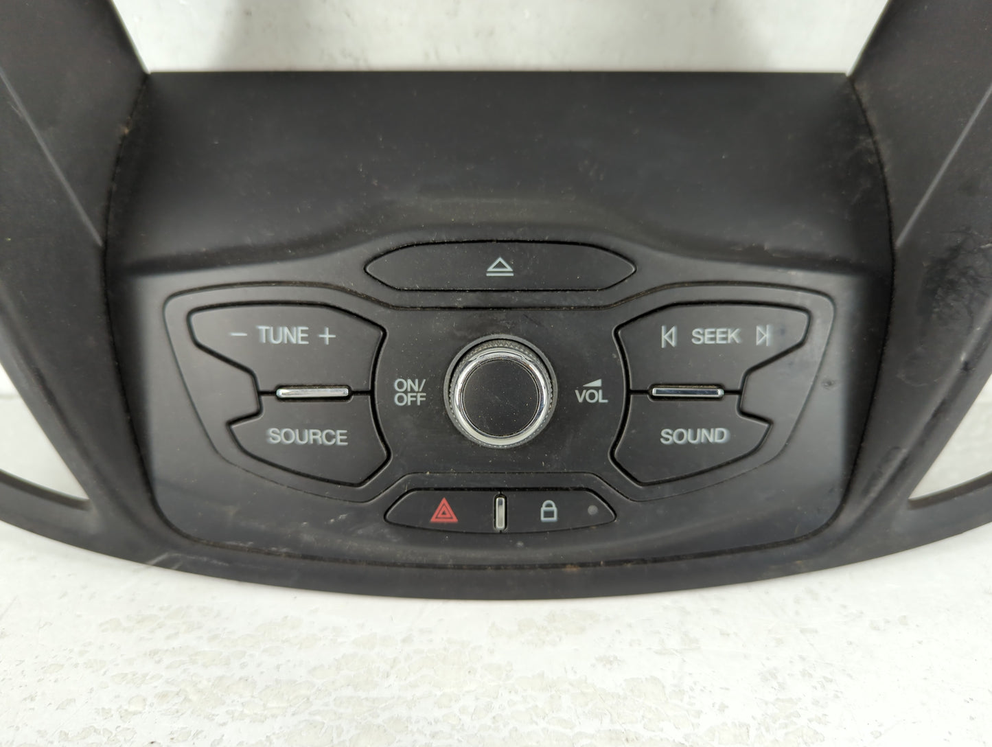 2013-2016 Ford Escape Radio AM FM Cd Player Receiver Replacement P/N:CJ54-18835-C520 Fits Fits 2013 2014 2015 2016 OEM Used 