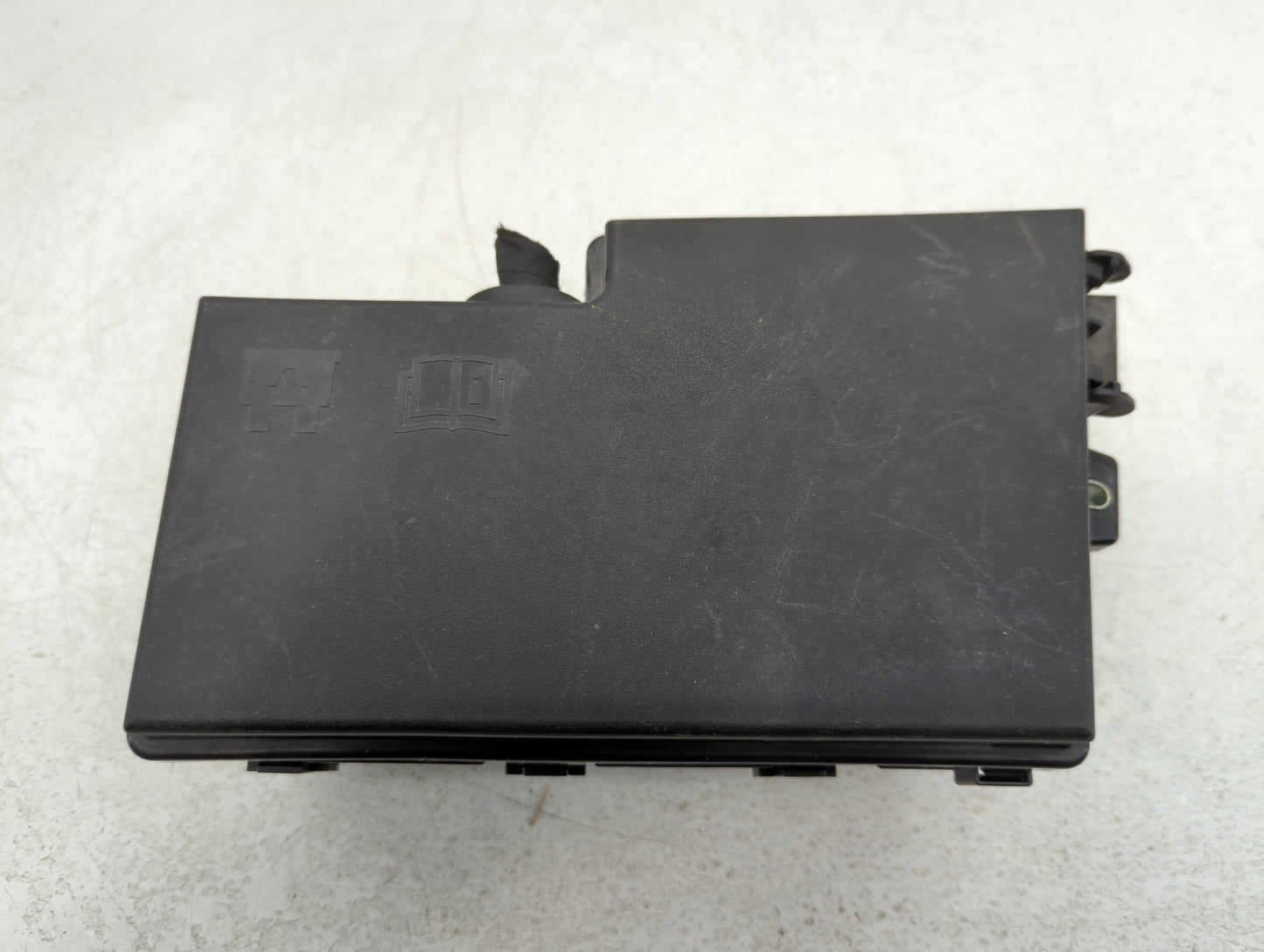 2013-2016 Ford Escape Fusebox Fuse Box Panel Relay Module P/N:AV6T-14A142-AB Fits Fits 2013 2014 2015 2016 OEM Used Auto Par