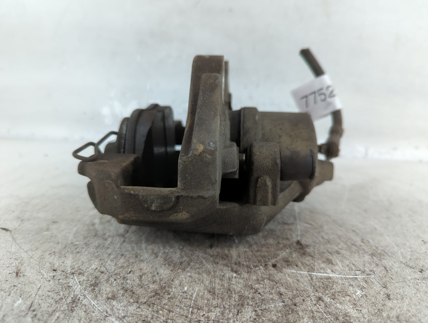 2013-2019 Ford Escape Front Driver Left Brake Caliper - Oemusedautoparts1.com