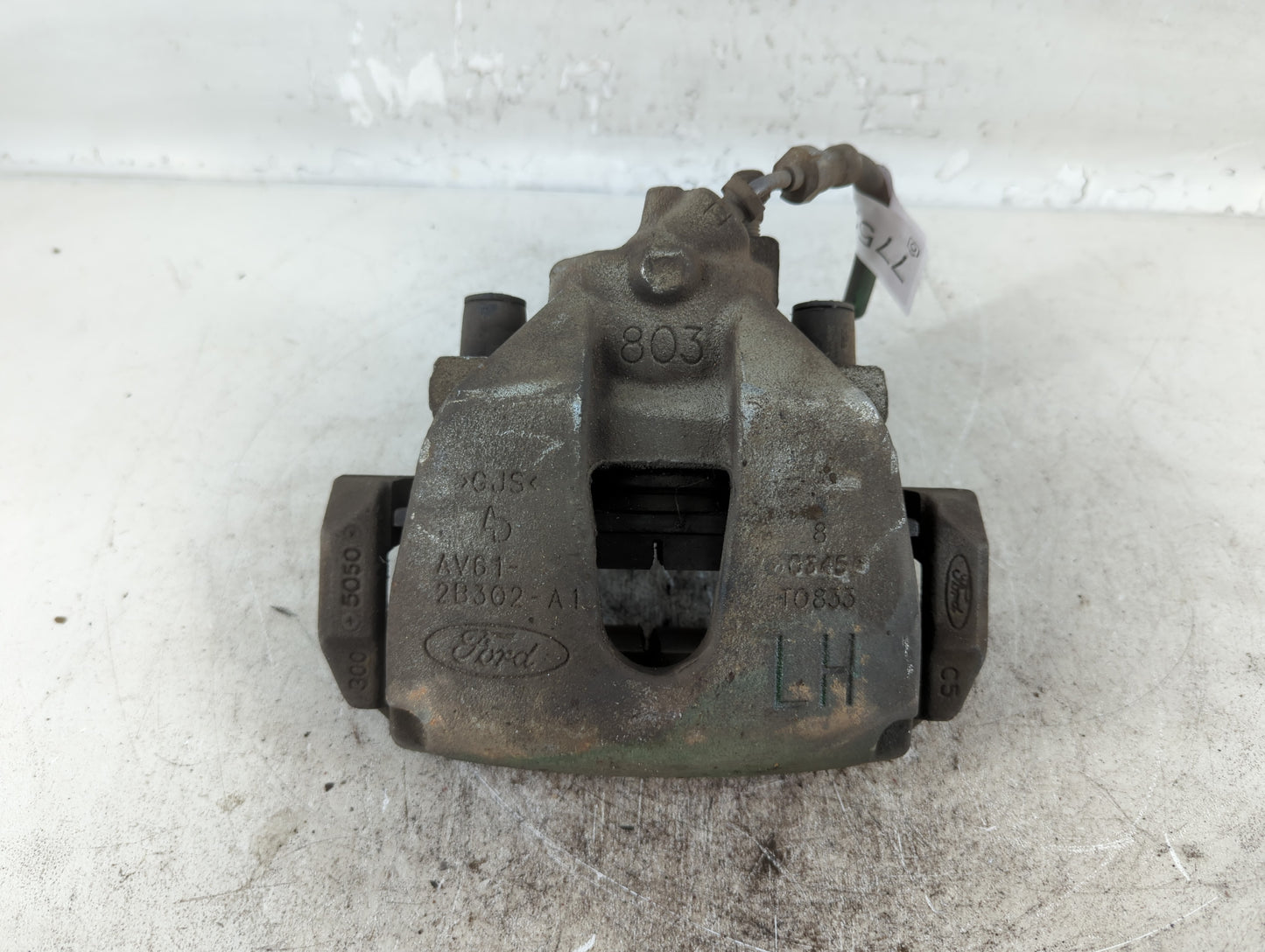 2013-2019 Ford Escape Front Driver Left Brake Caliper - Oemusedautoparts1.com