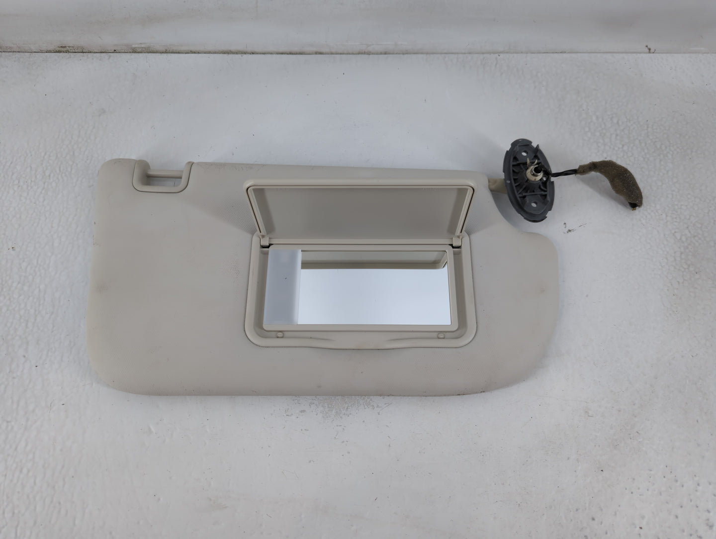 2013-2019 Ford Escape Sun Visor Shade Replacement Passenger Right Mirror Fits Fits 2013 2014 2015 2016 2017 2018 2019 OEM Us