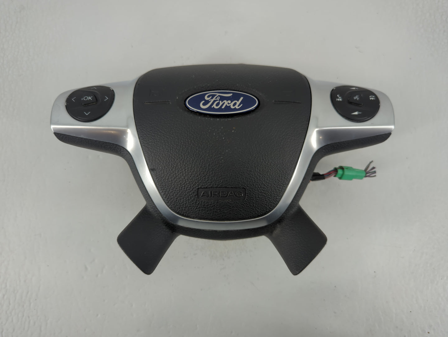 2013-2016 Ford Escape Air Bag Driver Left Steering Wheel Mounted - Oemusedautoparts1.com