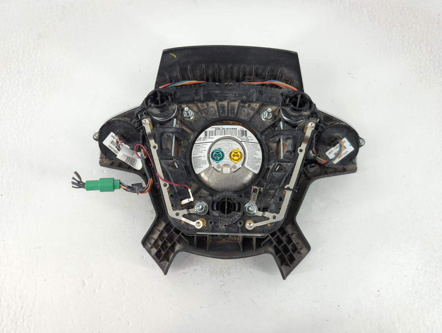2013-2016 Ford Escape Air Bag Driver Left Steering Wheel Mounted - Oemusedautoparts1.com