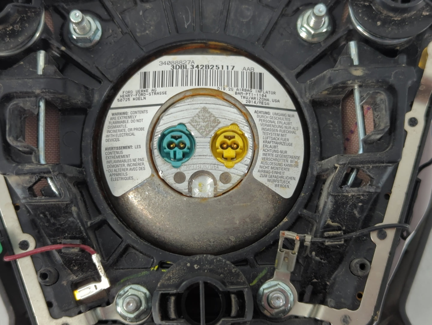 2015-2016 Ford Escape Air Bag Driver Left Steering Wheel Mounted P/N:3DBL 342B25117 AAB 34088827A Fits Fits 2015 2016 OEM Us