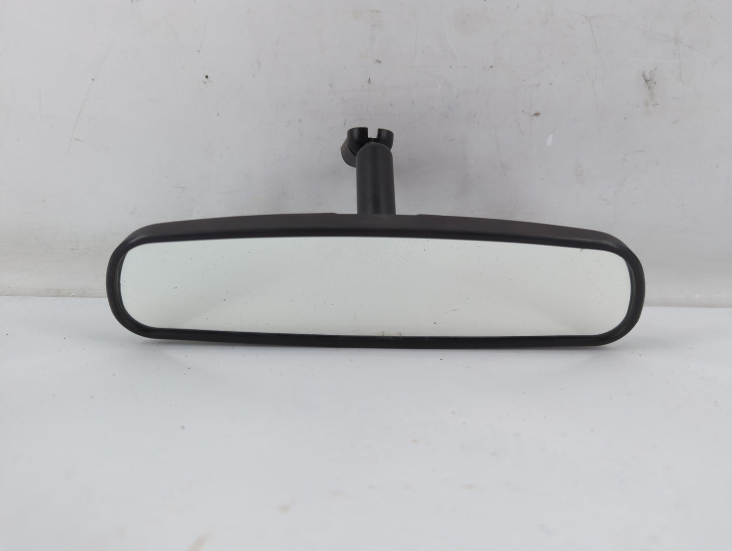 2001-2016 Ford Escape Interior Rear View Mirror Replacement OEM P/N:E8011681 Fits OEM Used Auto Parts - Oemusedautoparts1.co