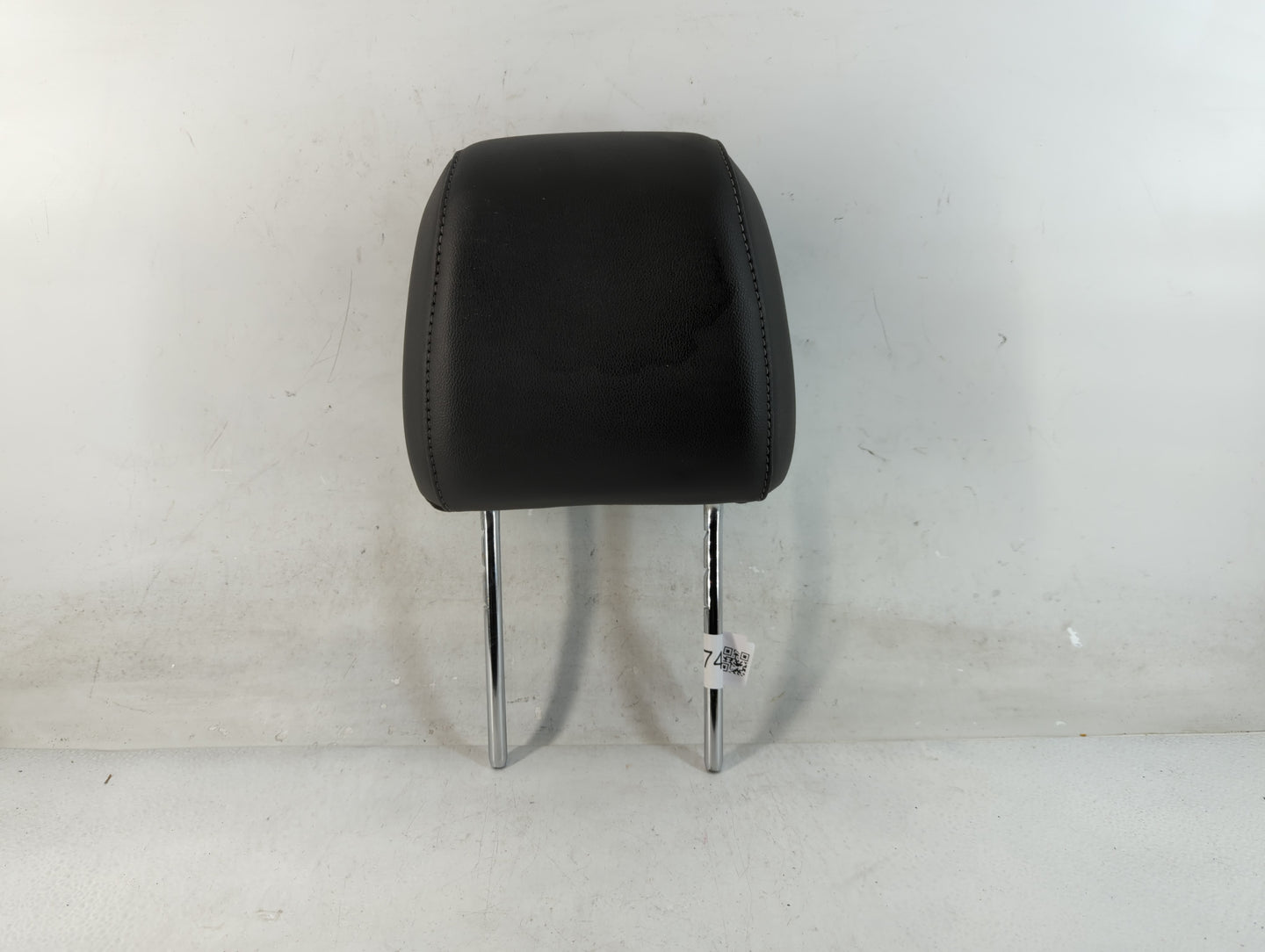 2015 Ford Escape Headrest Head Rest Front Driver Passenger Seat Fits OEM Used Auto Parts - Oemusedautoparts1.com