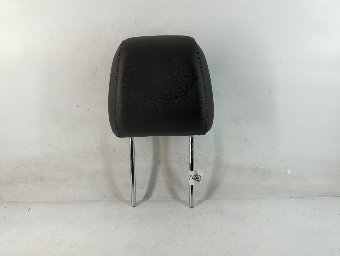 2015 Ford Escape Headrest Head Rest Front Driver Passenger Seat Fits OEM Used Auto Parts - Oemusedautoparts1.com