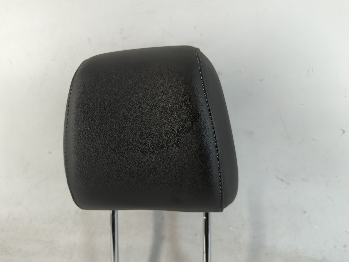 2015 Ford Escape Headrest Head Rest Front Driver Passenger Seat Fits OEM Used Auto Parts - Oemusedautoparts1.com