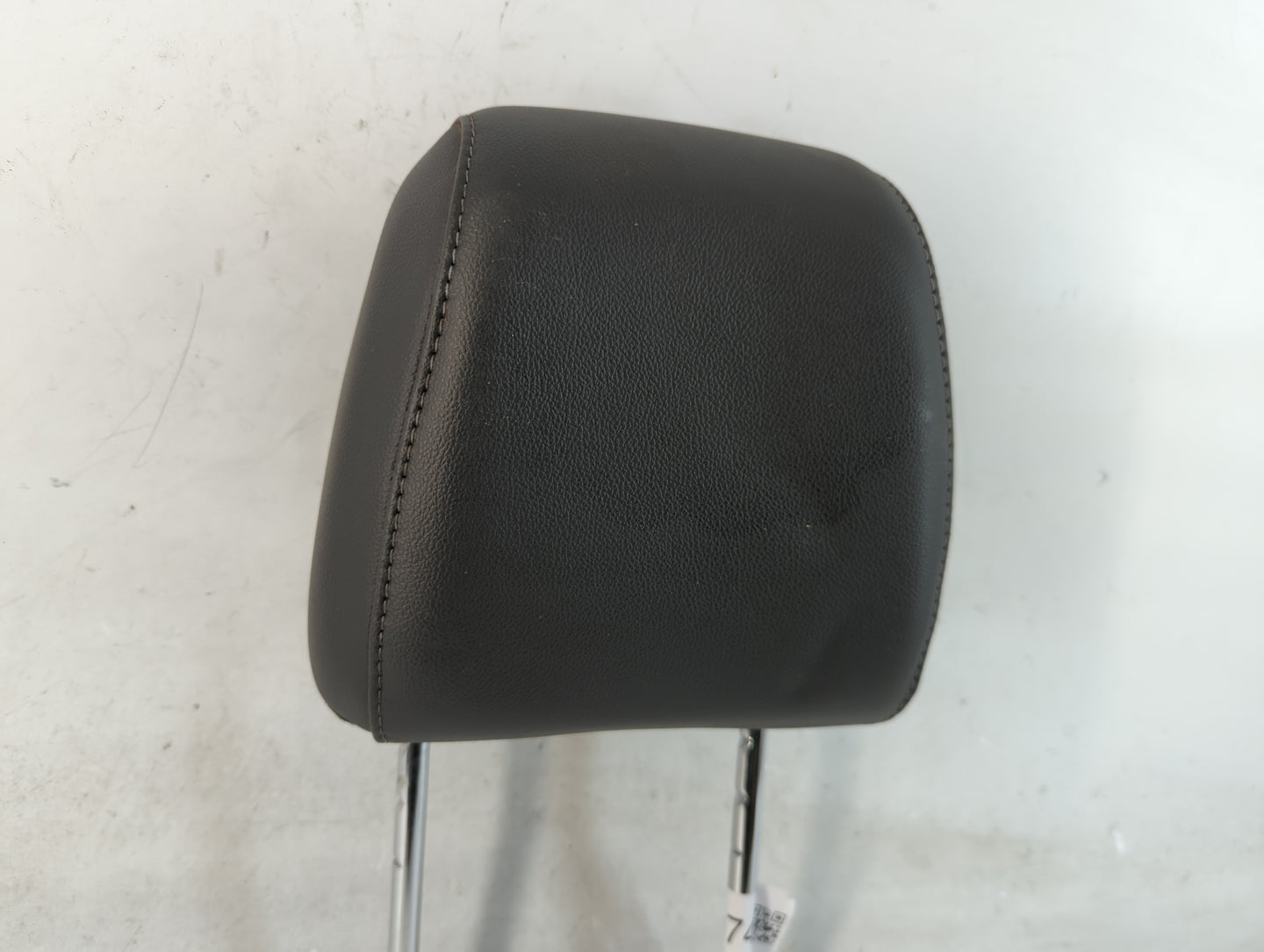 2015 Ford Escape Headrest Head Rest Front Driver Passenger Seat Fits OEM Used Auto Parts - Oemusedautoparts1.com