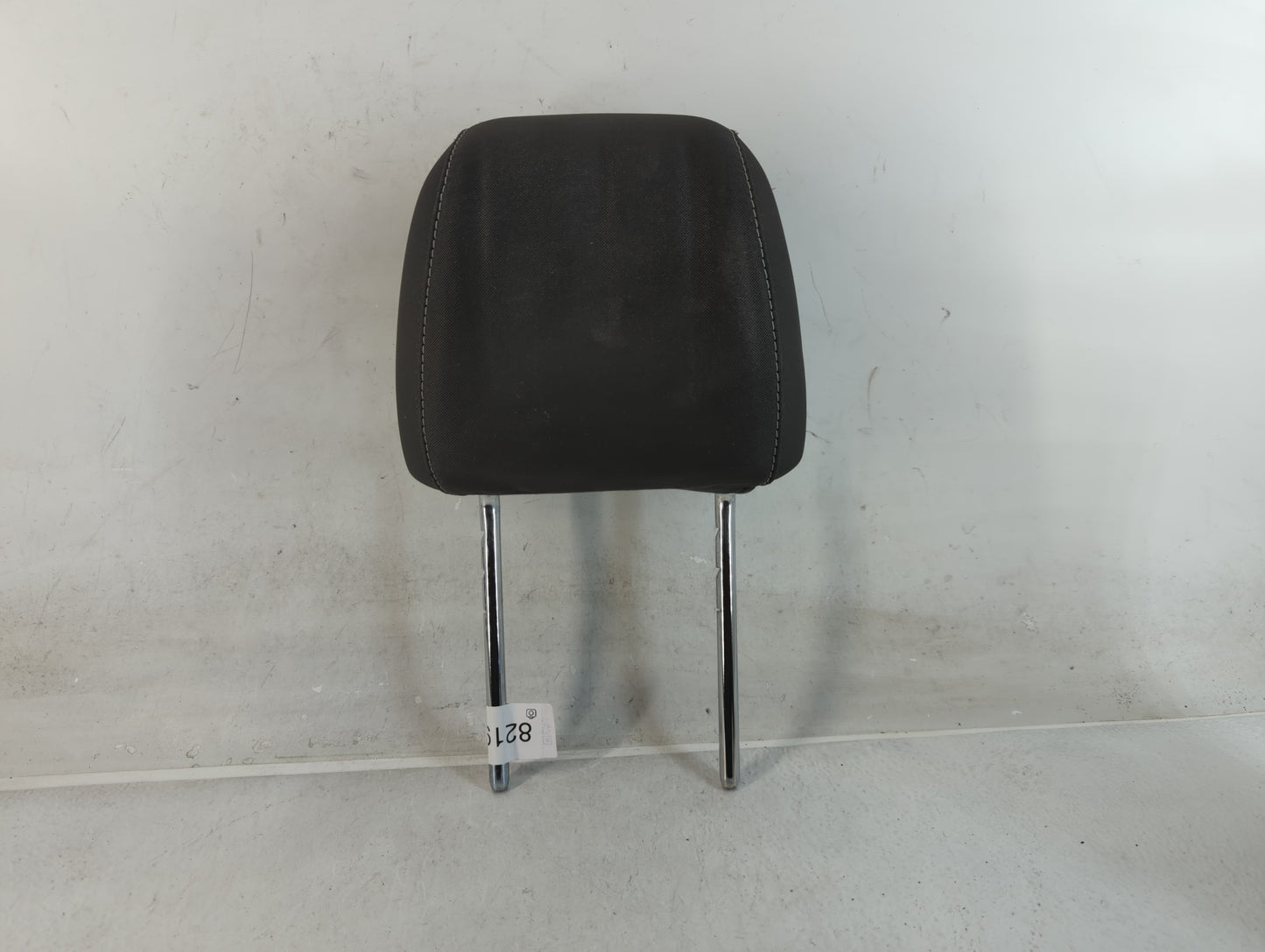 2013-2015 Ford Escape Headrest Head Rest Front Driver Passenger Seat Fits Fits 2013 2014 2015 OEM Used Auto Parts - Oemuseda