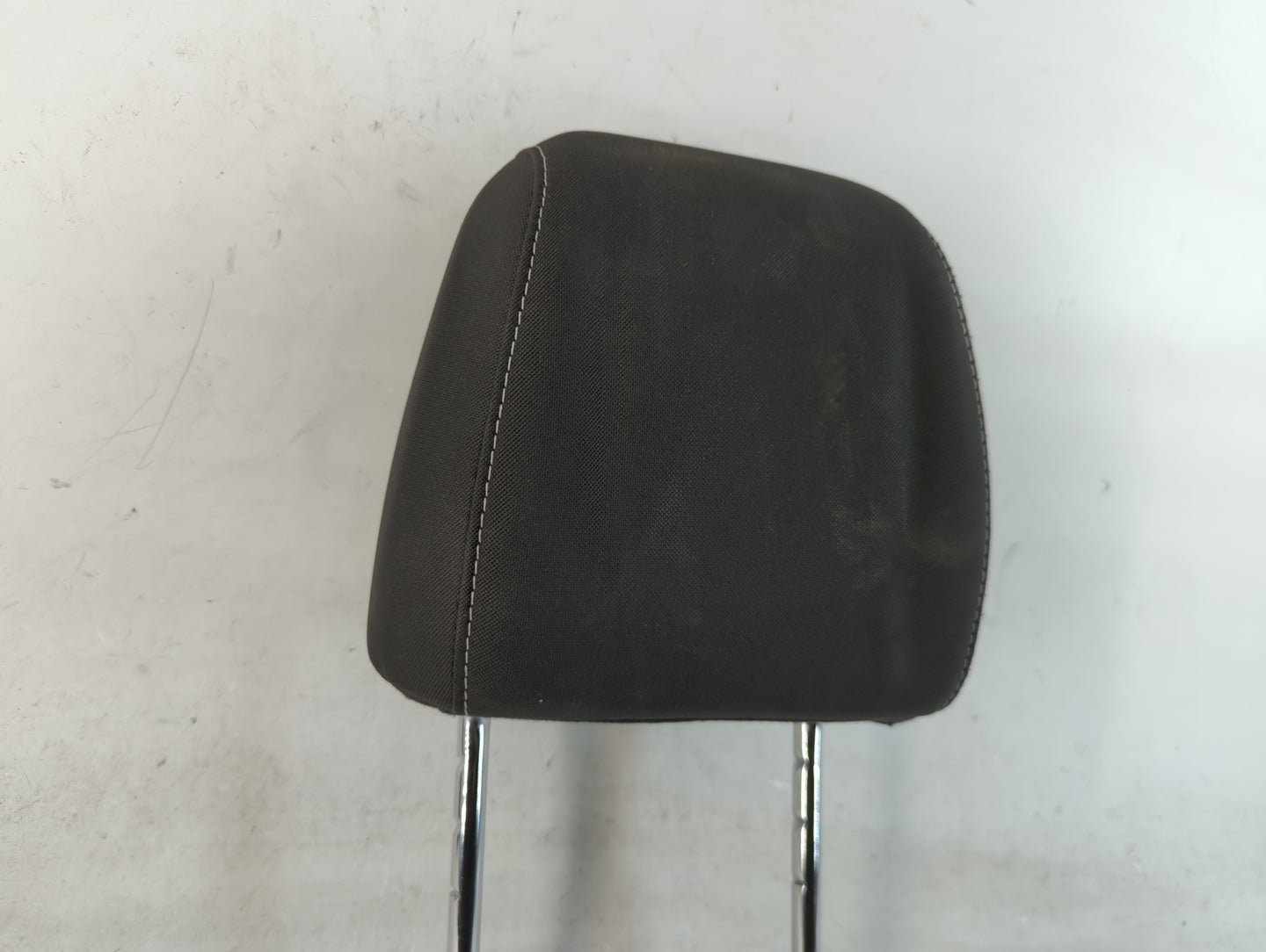 2015 Ford Escape Headrest Head Rest Front Driver Passenger Seat Fits OEM Used Auto Parts - Oemusedautoparts1.com