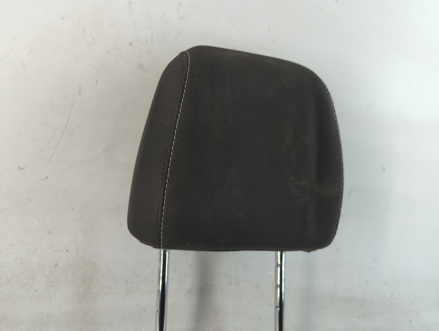 2015 Ford Escape Headrest Head Rest Front Driver Passenger Seat Fits OEM Used Auto Parts - Oemusedautoparts1.com